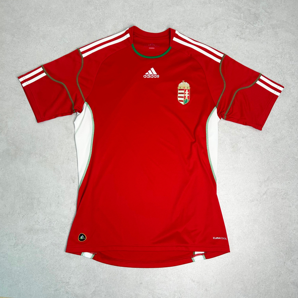 2010/12 Hungary Home Shirt Adidas (L)