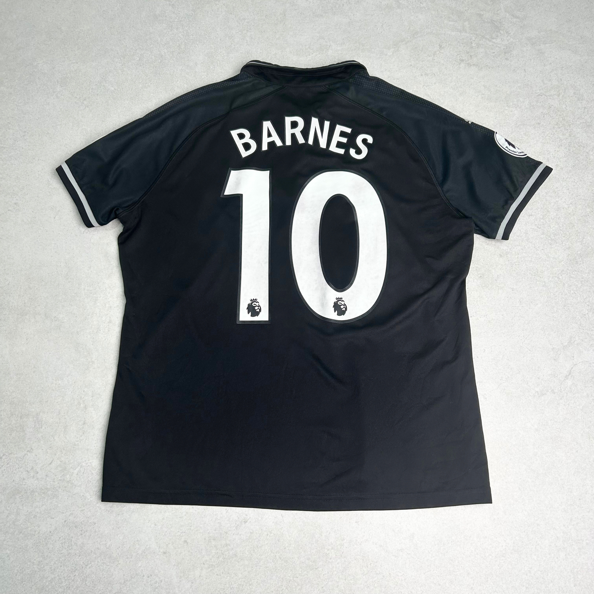 2018/19 Burnley Away Shirt Puma Barnes (S/M)
