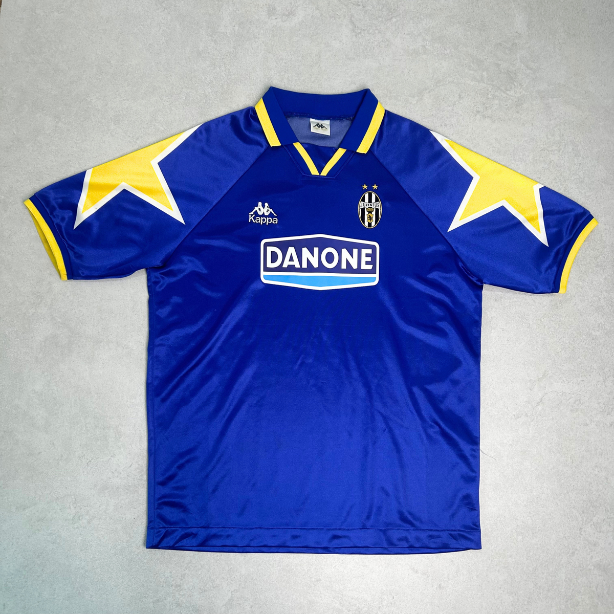 1994/95 Juventus Away Shirt Kappa (XL)