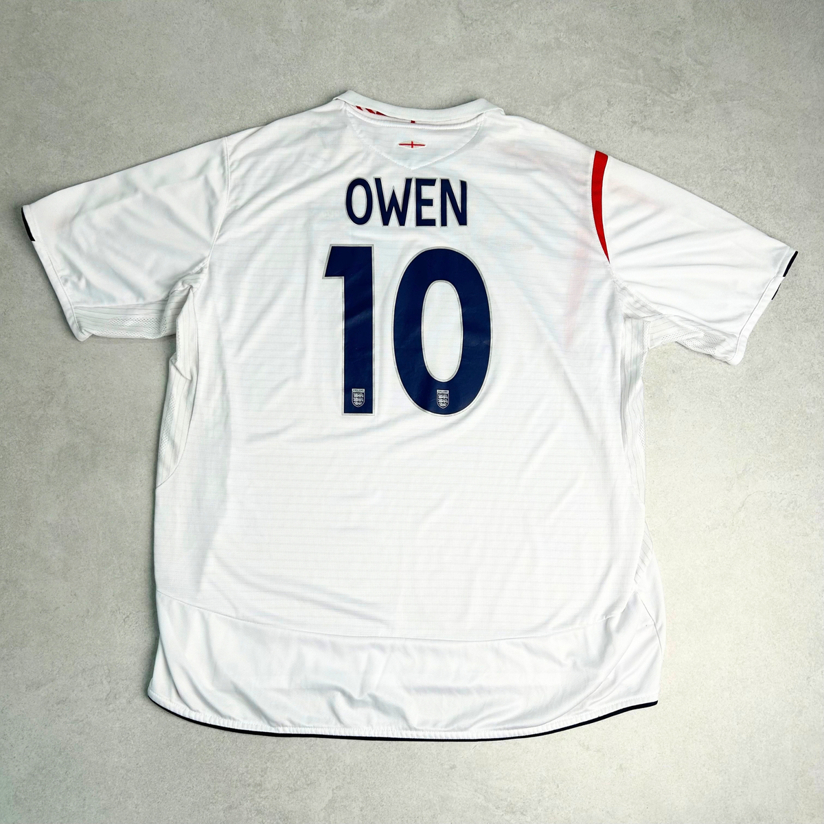 2006/08 England Home Shirt Umbro Owen (XL)