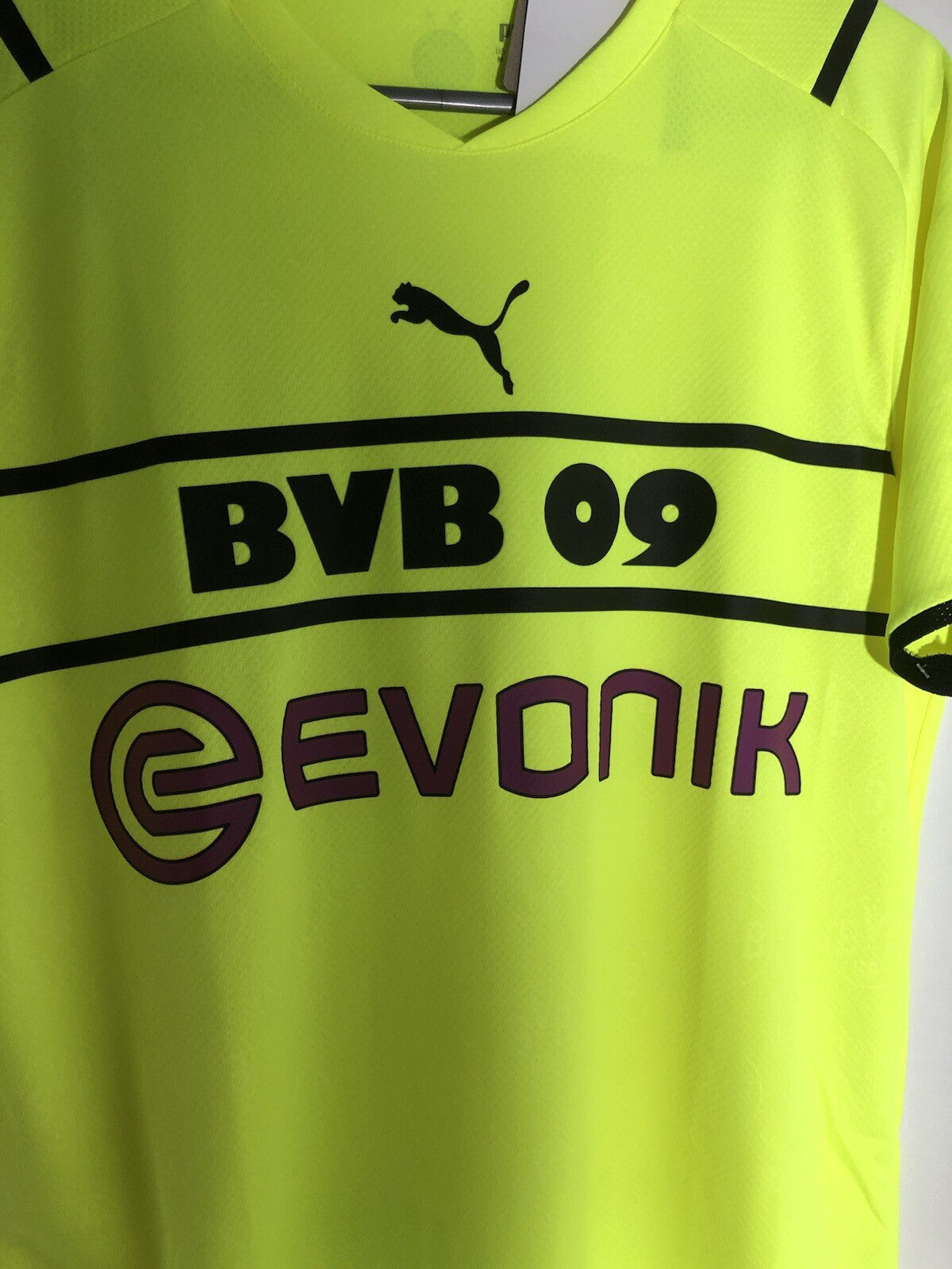 Borussia Dortmund 2021/22 Medium 3rd Shirt Puma BNWT 759068-03