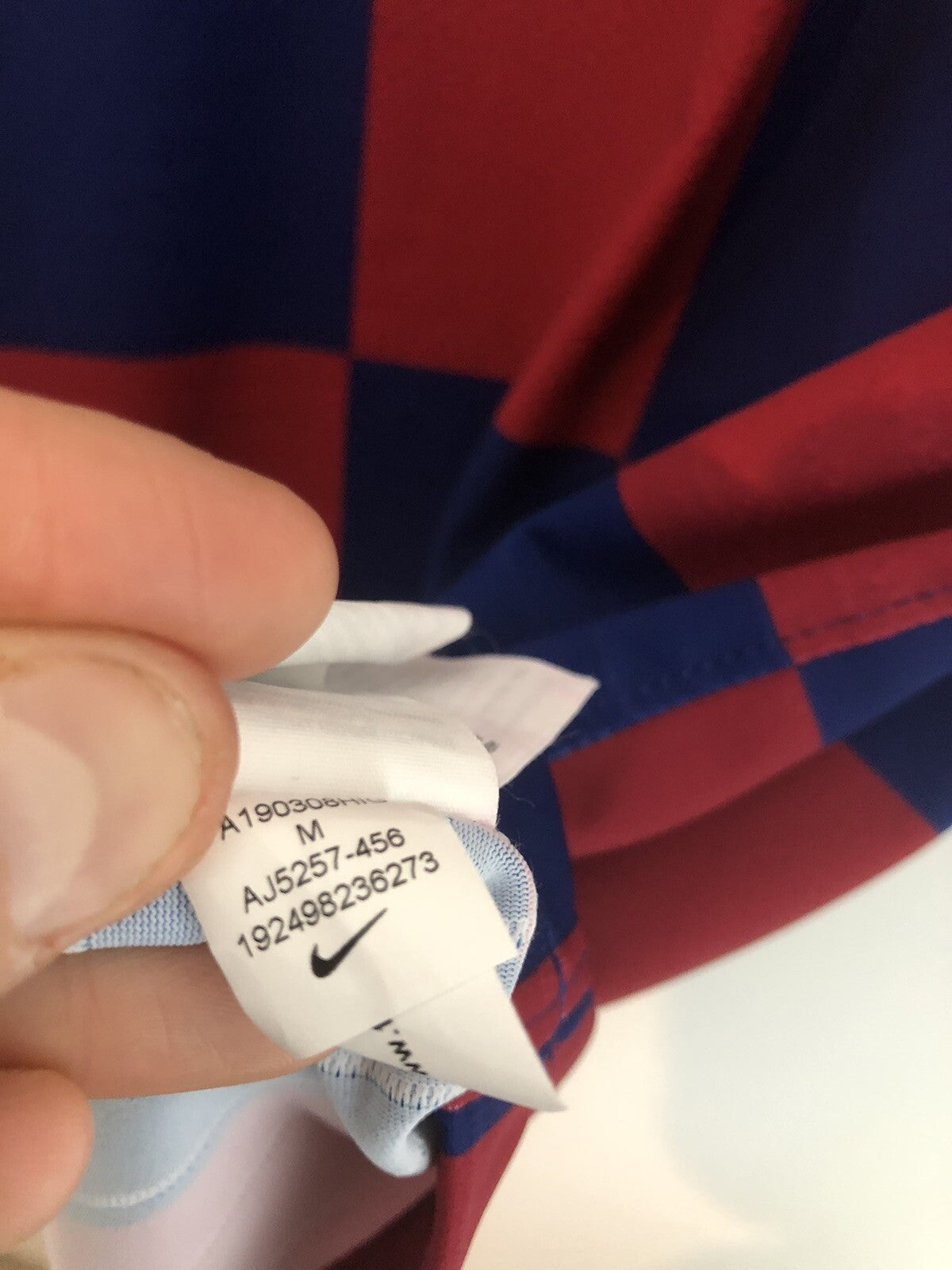 Barcelona Suarez #9 2019/20 Medium Vaporknit Home Excellent Condition AJ5257-456