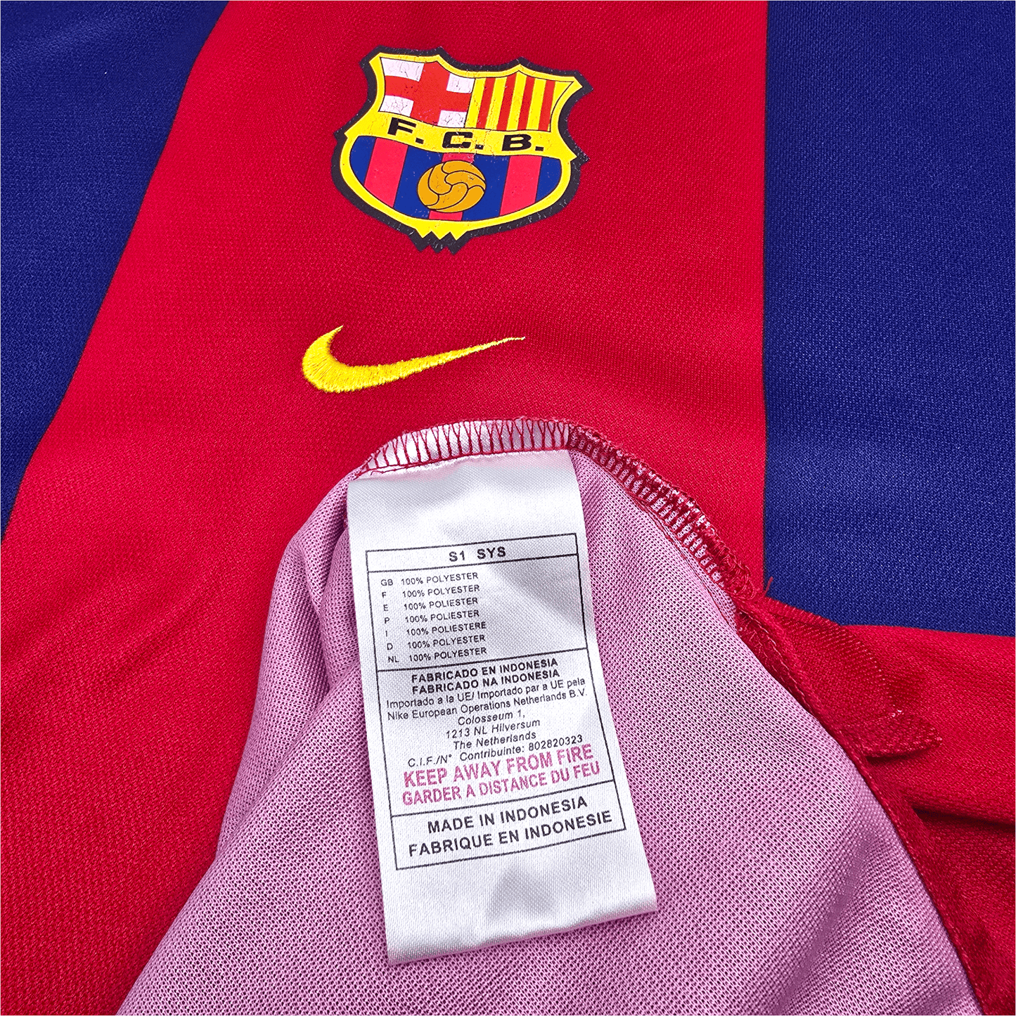2000/01 Barcelona Home Football Shirt (2XL) Nike #9 Kluivert
