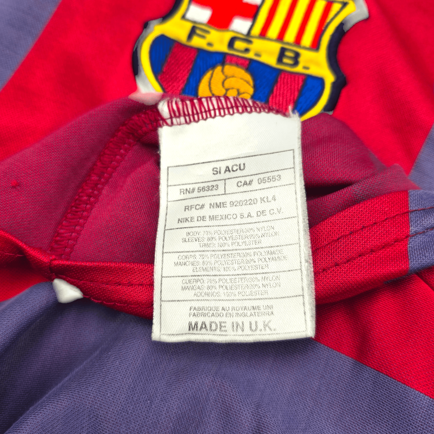 2000/01 Barcelona Home Football Shirt (S) Nike #4 Guardiola