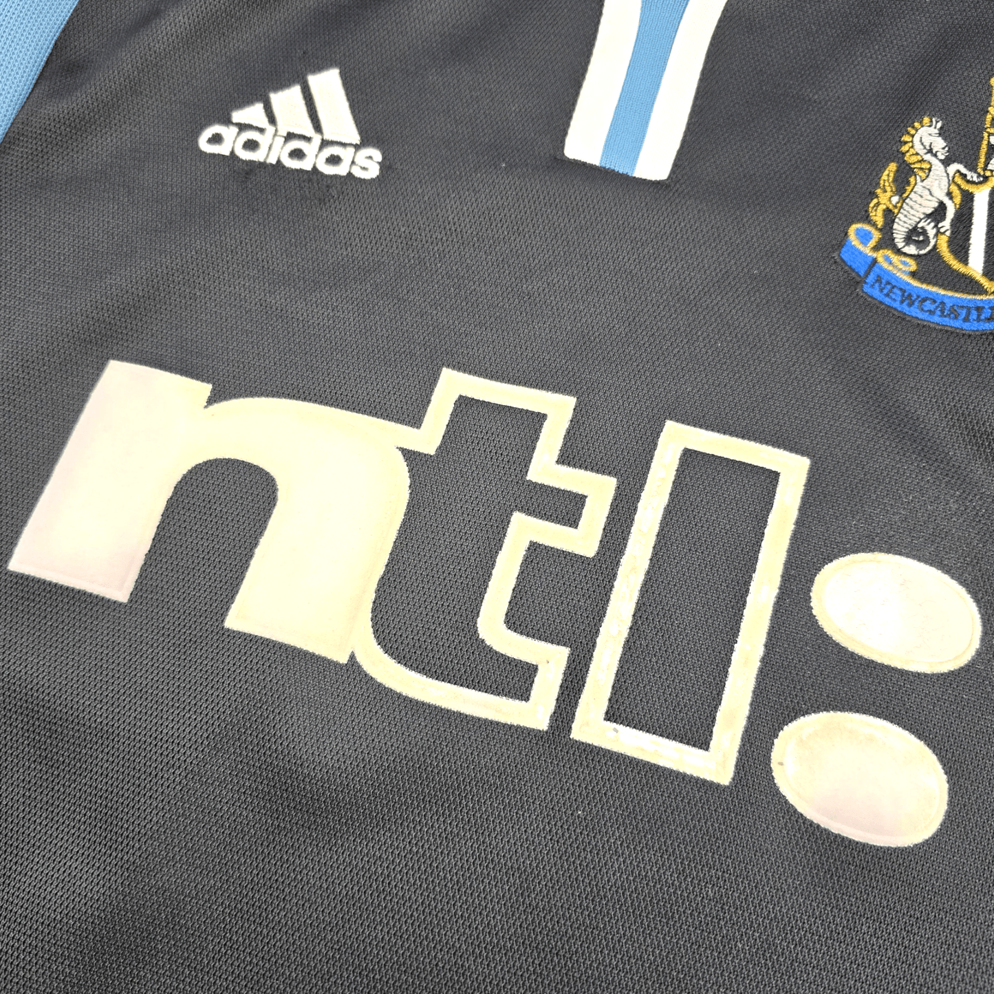2000/01 Newcastle United Away Football Shirt (M) Adidas #9 Shearer