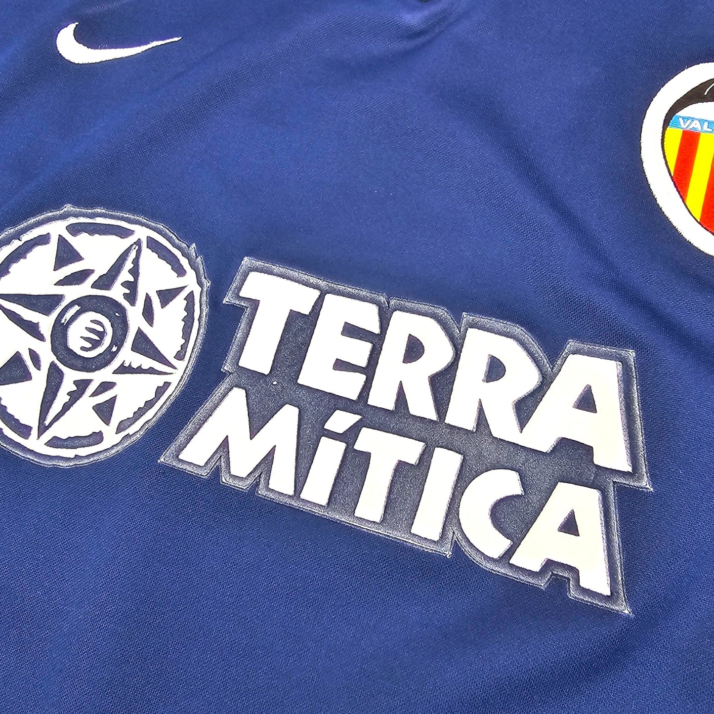 2000/01 Valencia Away Football Shirt (L) Nike