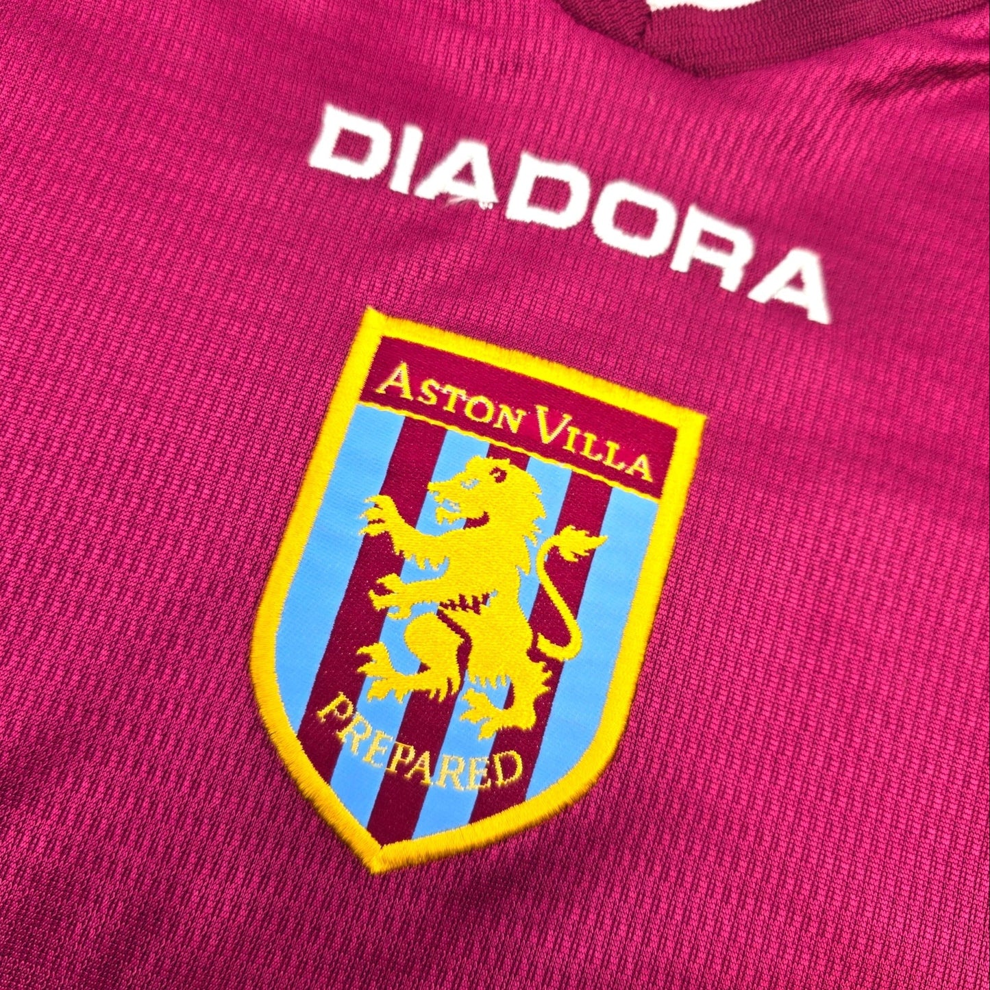 2000/02 Aston Villa Home Football Shirt (L) Diadora #10