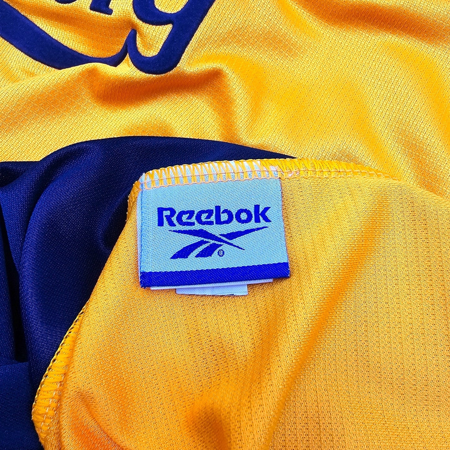 2000/02 Liverpool Third Football Shirt (L) Reebok