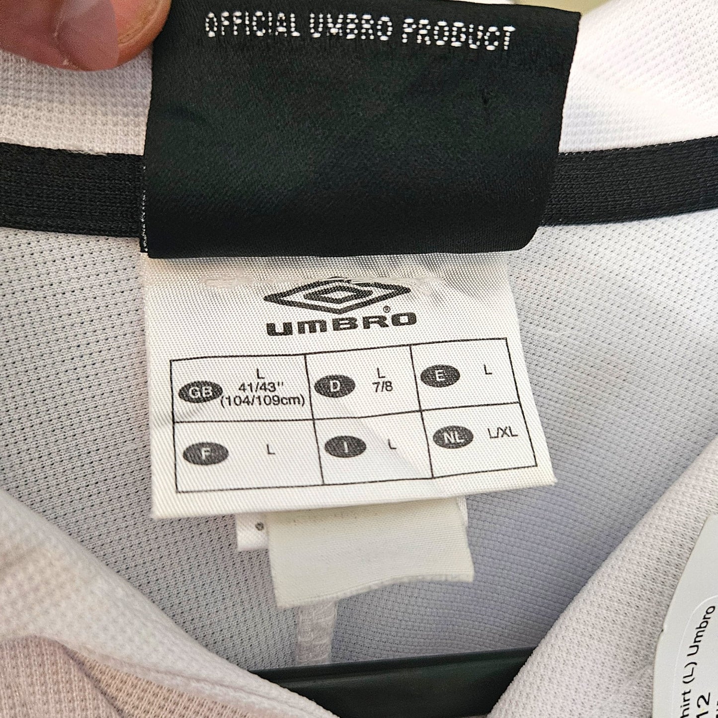 2000's Manchester United Training Shirt (L) Umbro