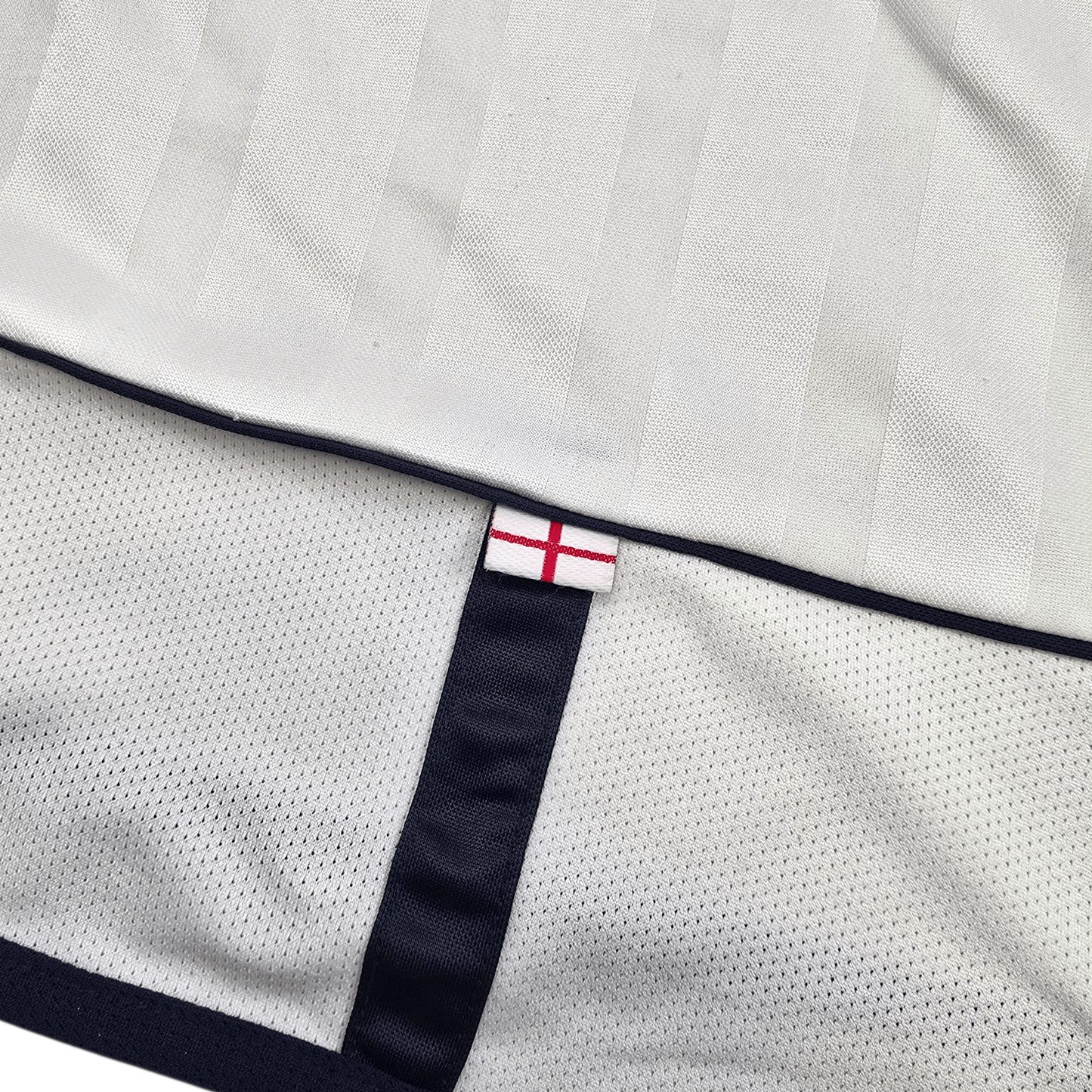 2001/03 England Home Football Shirt (L) Umbro
