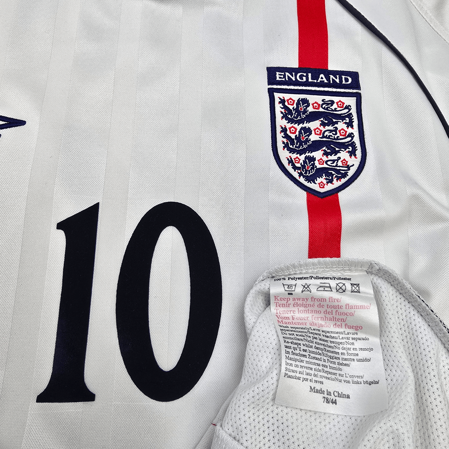 2001/03 England Home Football Shirt (M) Umbro #10 Owen