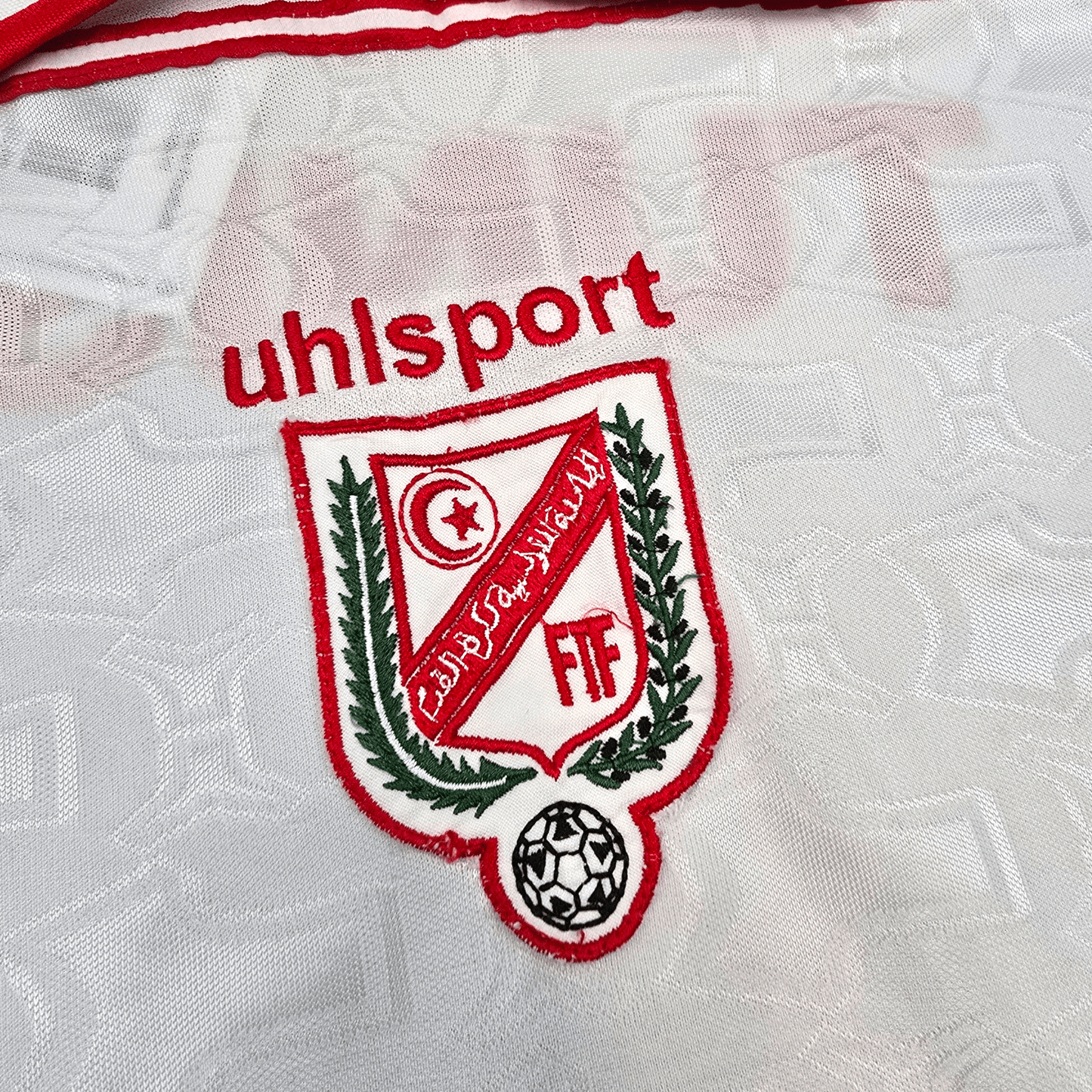 2001/03 Tunisia Home Football Shirt (L) Uhlsport