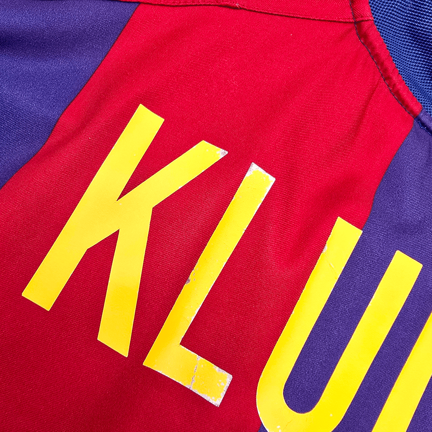 2002/03 Barcelona Home Football Shirt (L) Nike #9 Kluivert