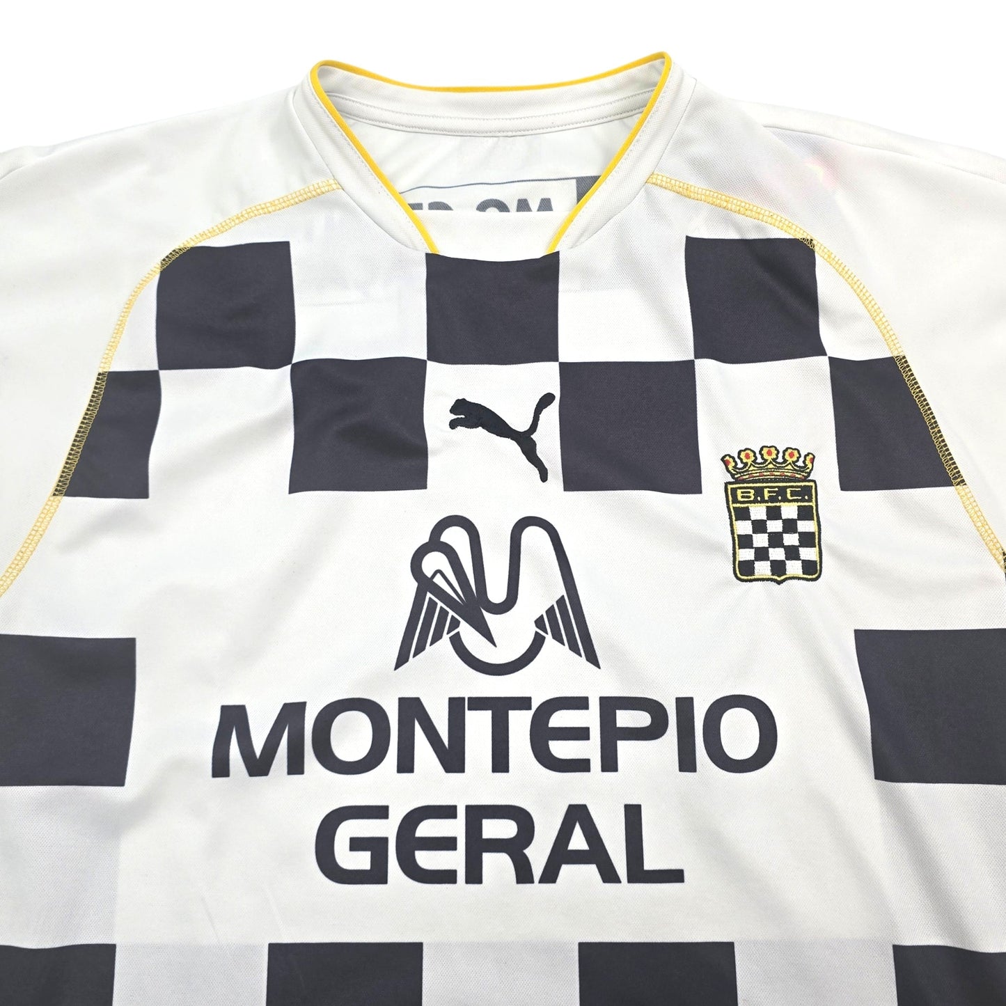 2002/03 Boavista Home Football Shirt (L) Puma
