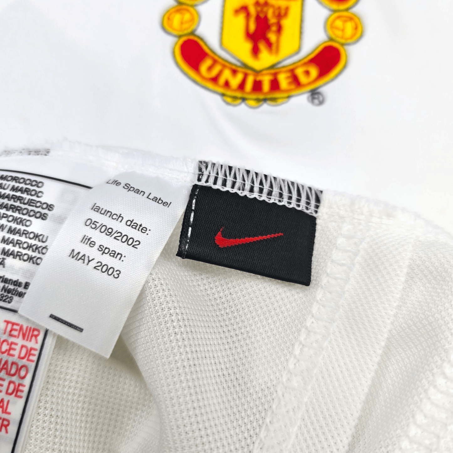 2002/03 Manchester United Away Football Shirt (M) Nike #16 Keane