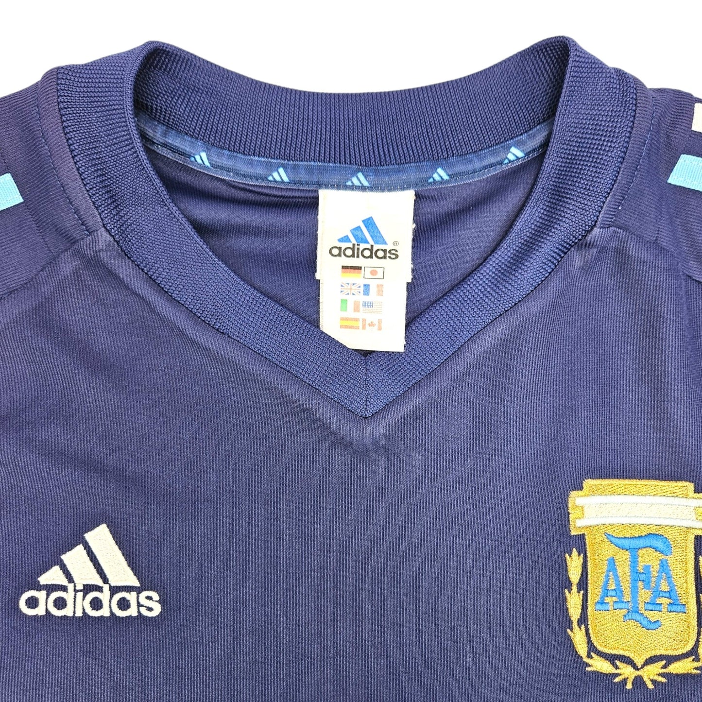 2002/04 Argentina Away Football Shirt (L) Adidas #9 Batistuta