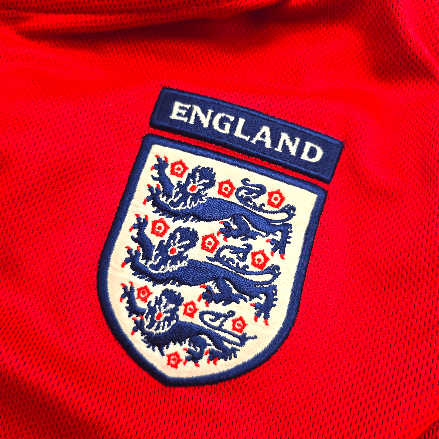 2002/04 England Away Football Shirt (L) Umbro #23 Rooney
