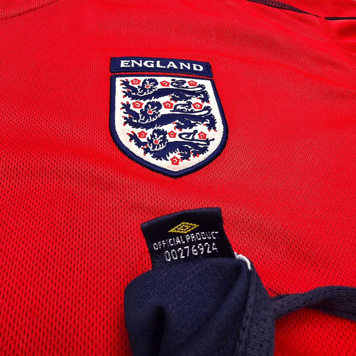 2002/04 England Away Football Shirt (L) Umbro #7 Beckham