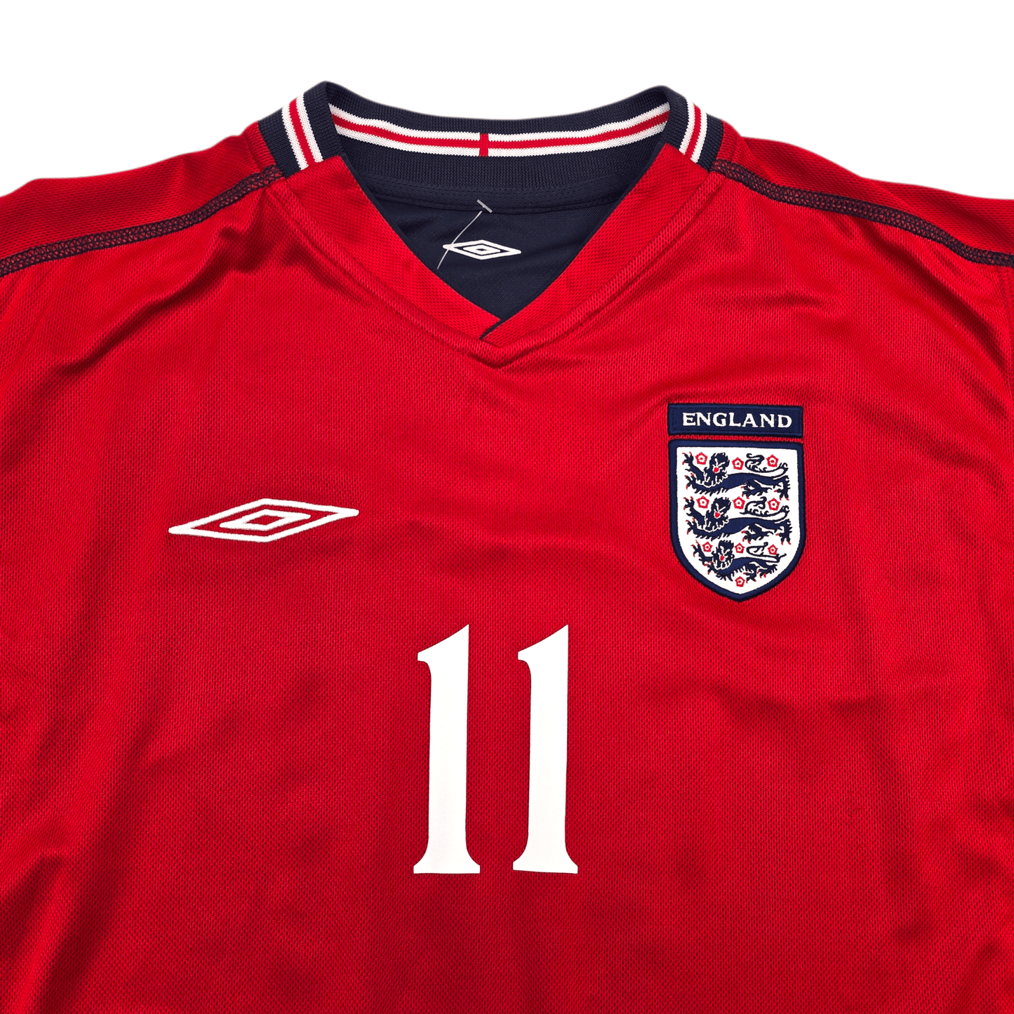 2002/04 England Away Football Shirt (M) Umbro #11 Heskey