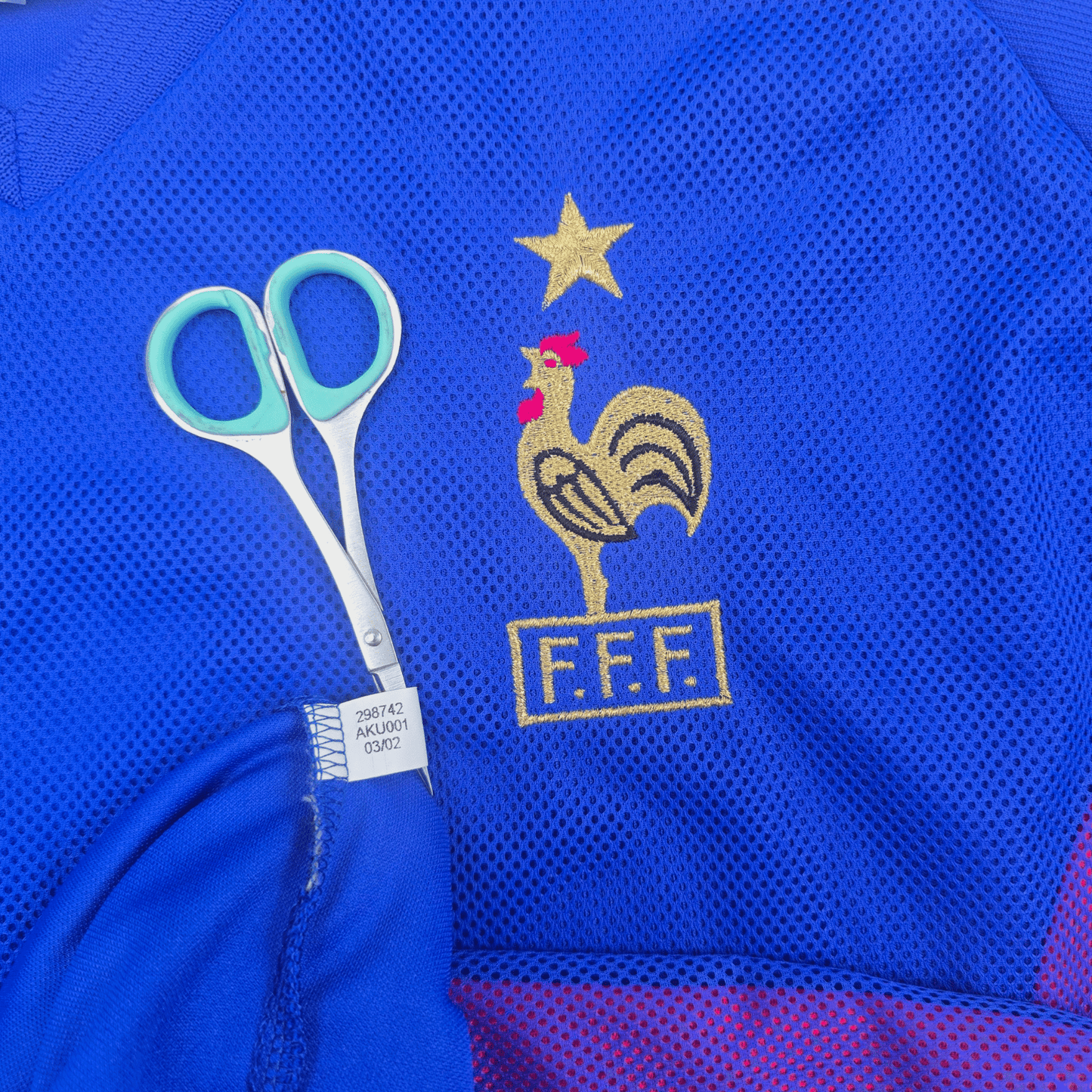 2002/04 France Home Football Shirt (L) Adidas