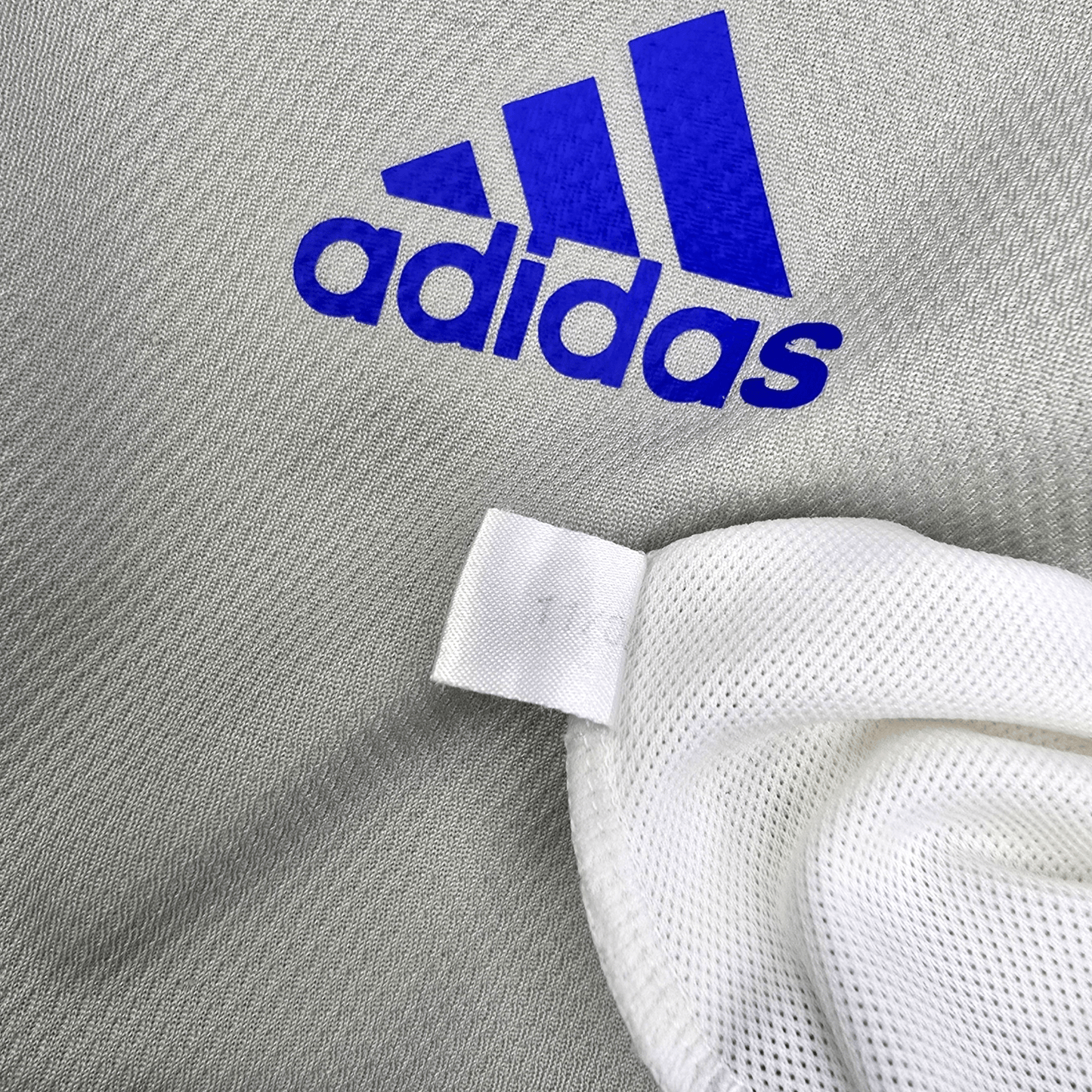 2002/04 Japan Away Football Shirt (L) Adidas #7 Nakata (WC2002)