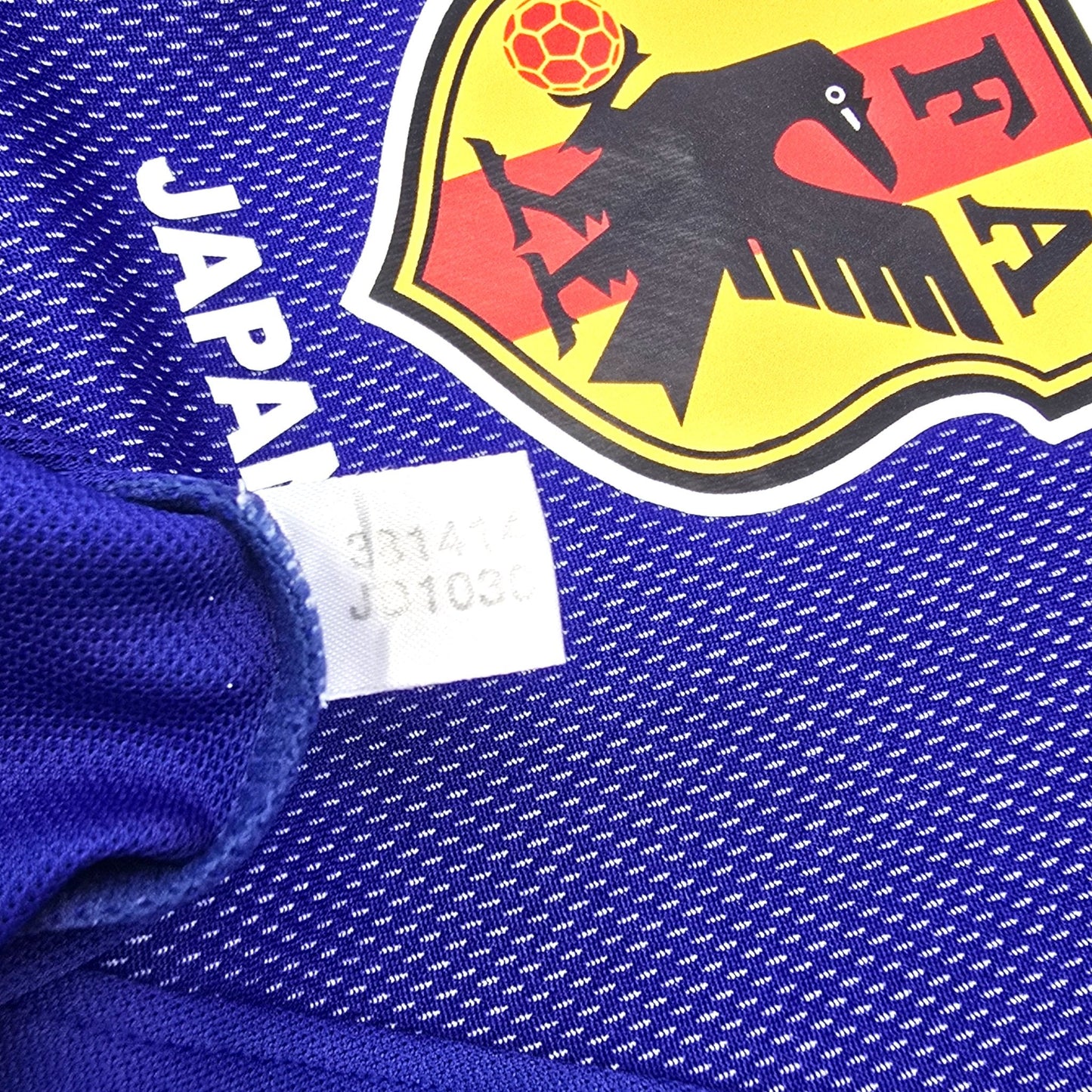 2002/04 Japan Home Football Shirt (M) Adidas #7 Nakata (WC2002)