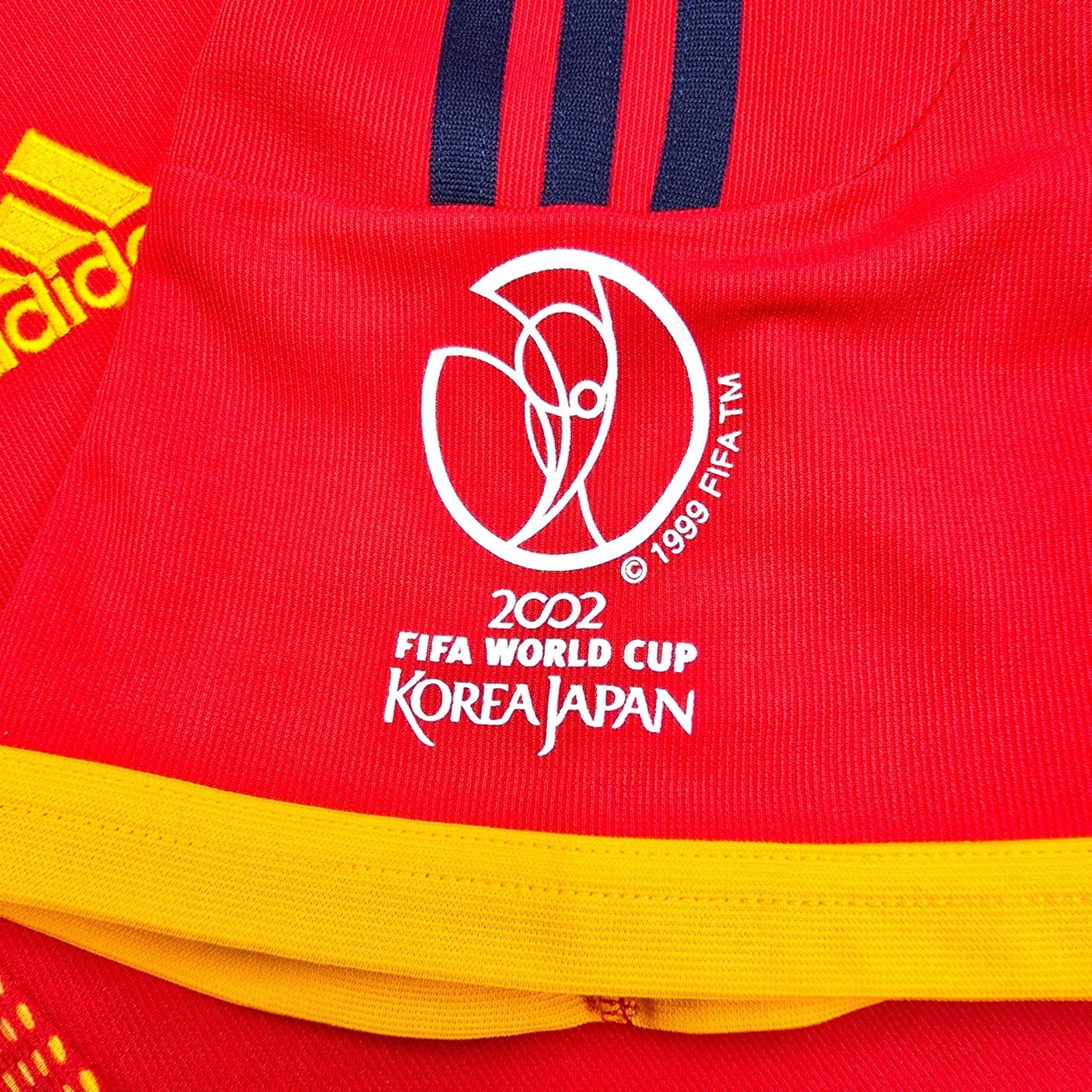 2002/04 Spain Home Football Shirt (L) Adidas #21 Enrique (WC2002)