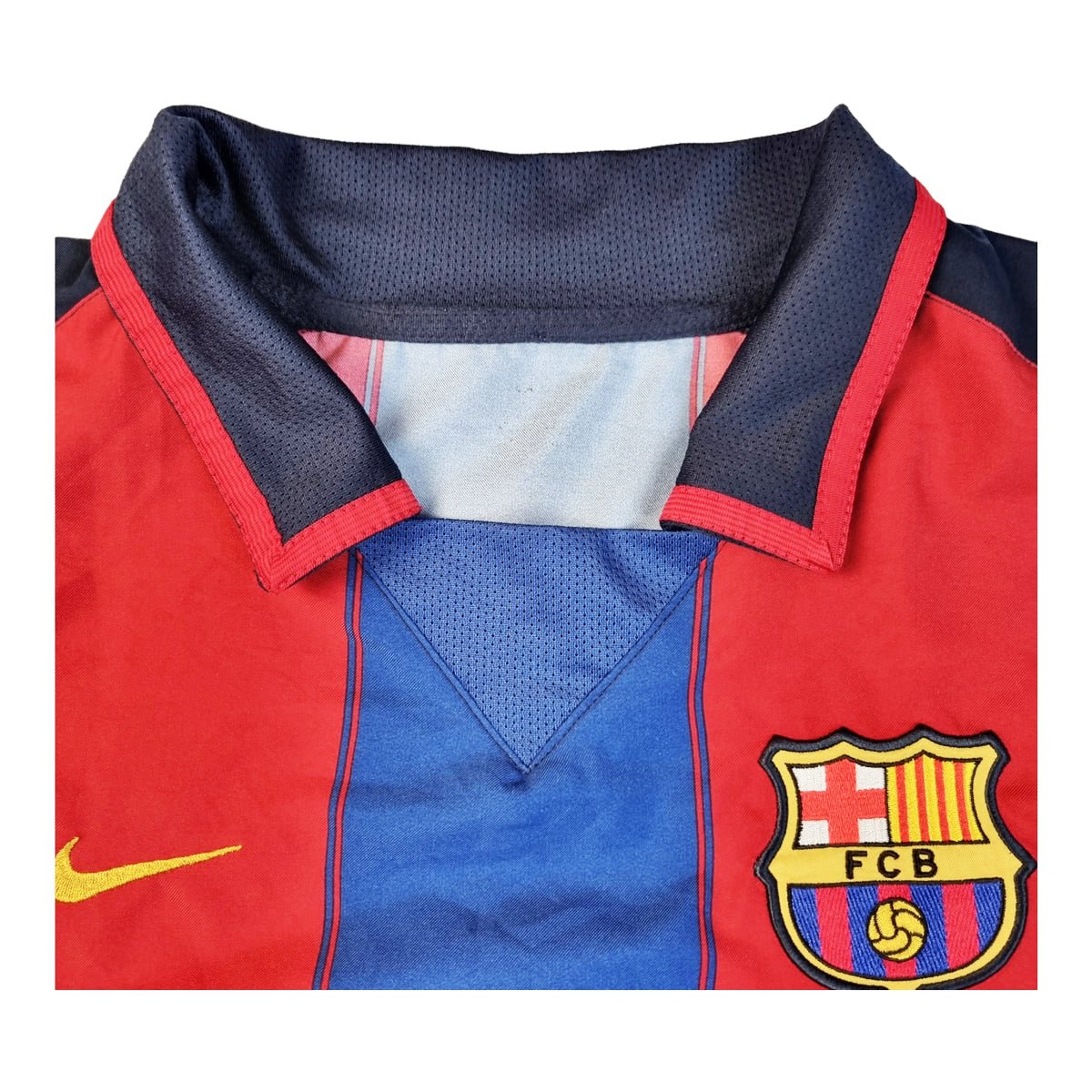 2003/04 Barcelona Home Football Shirt (L) Nike