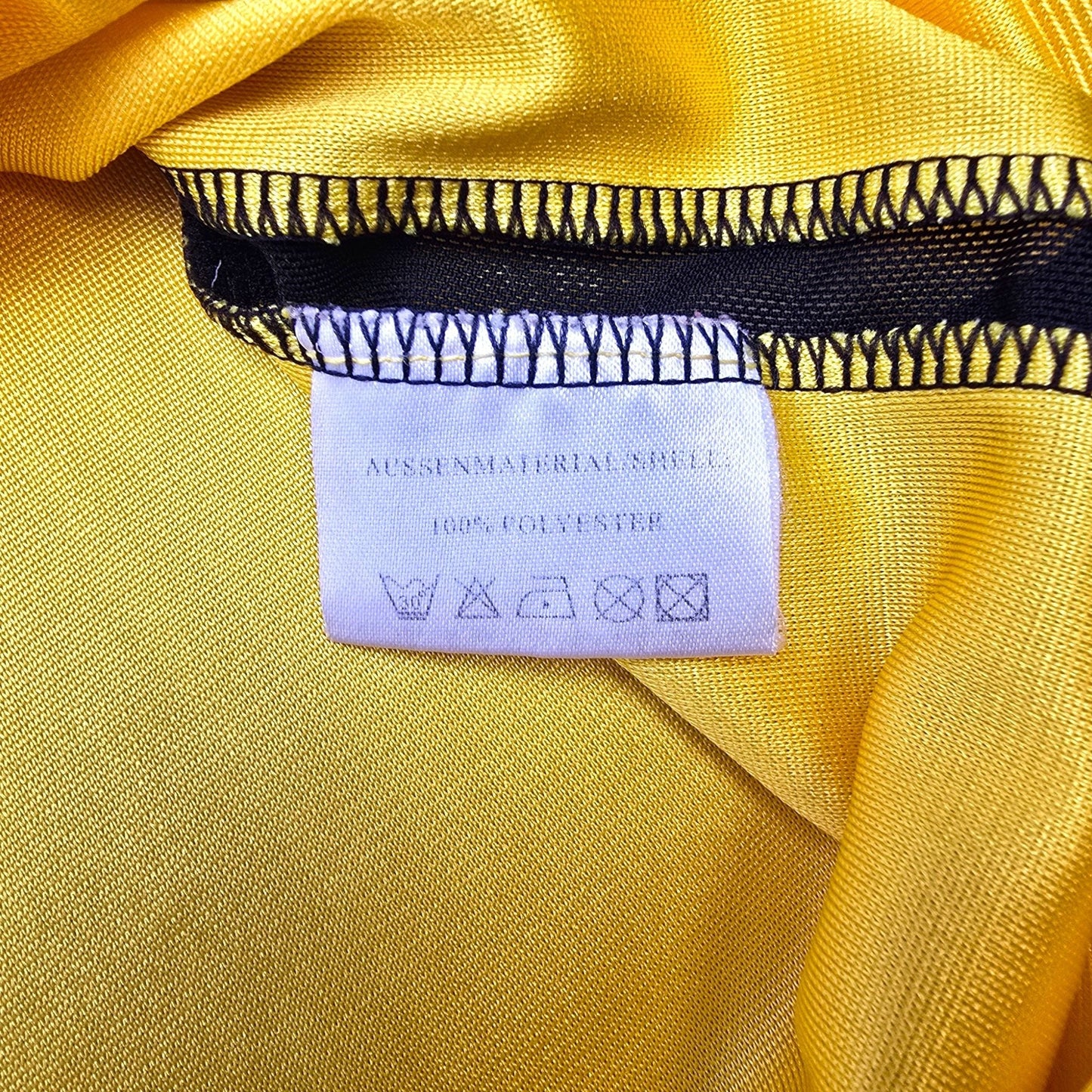 2003/04 Dortmund Home Football Shirt (L) Goool