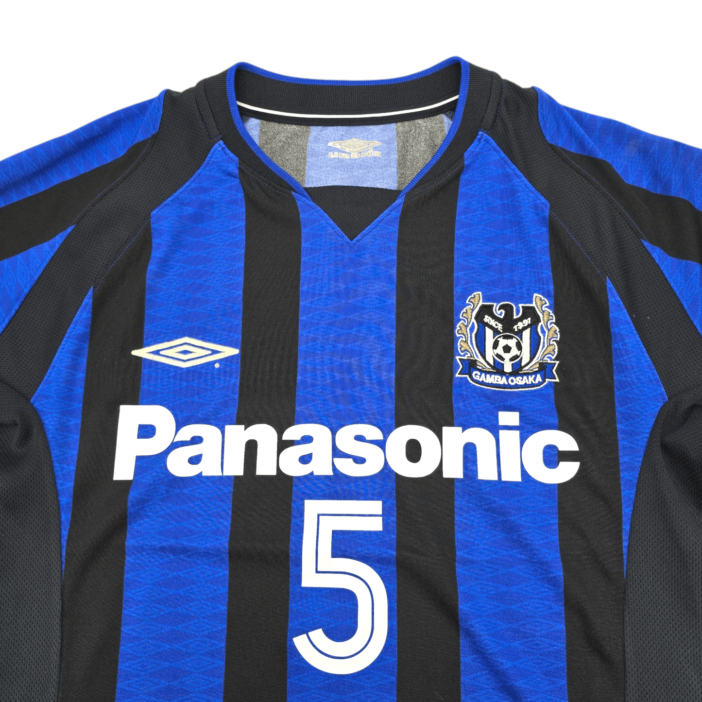 2003/04 Gamba Osaka Home Football Shirt (M) Umbro #5 Miyamoto