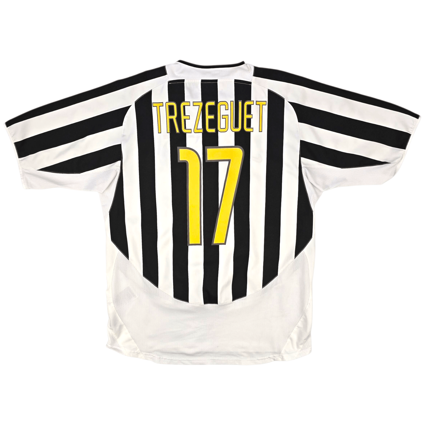 2003/04 Juventus Home Football Shirt (L) Nike #17 Trezeguet