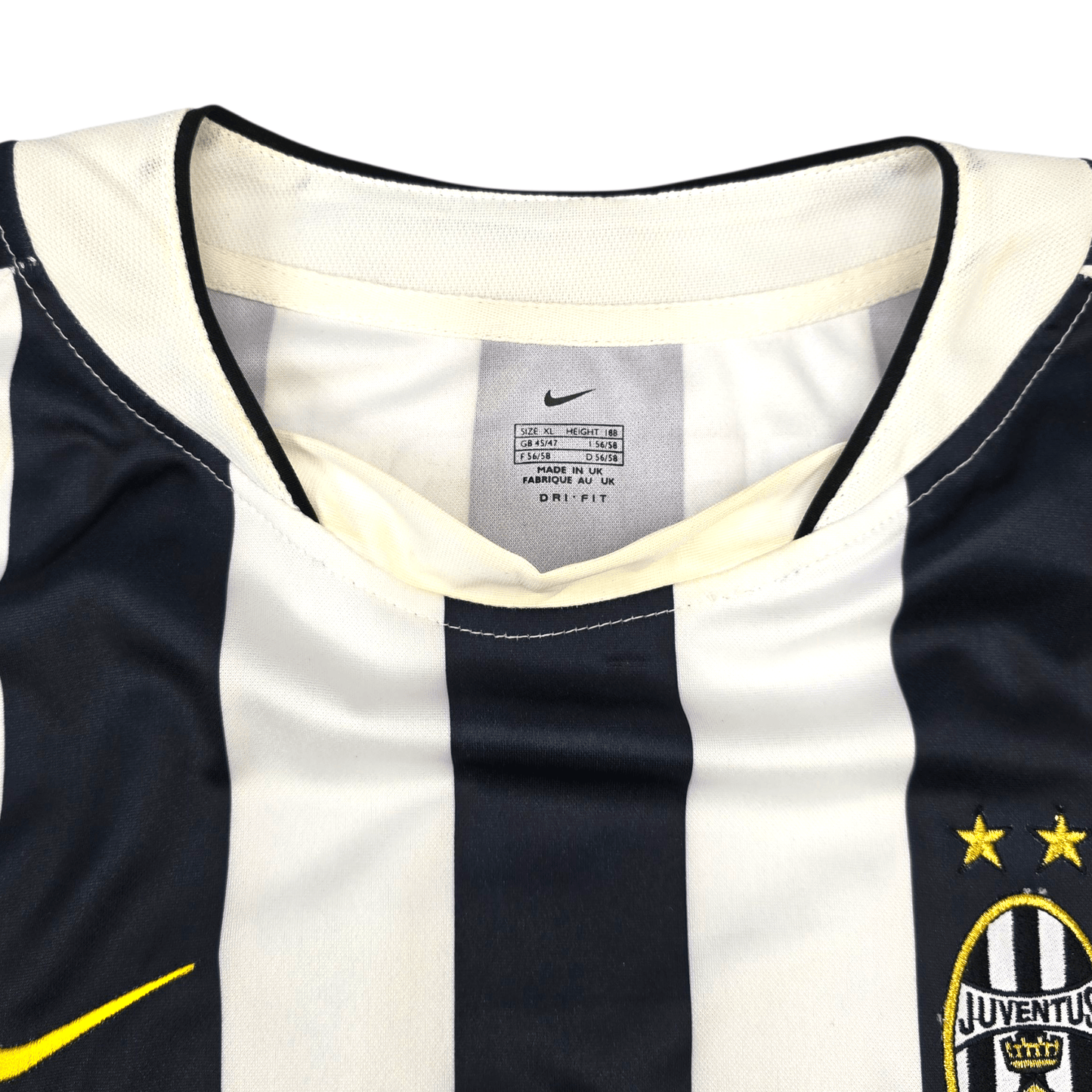 2003/04 Juventus Home Football Shirt (XL) Nike #17 Trezeguet (EUROPEAN)