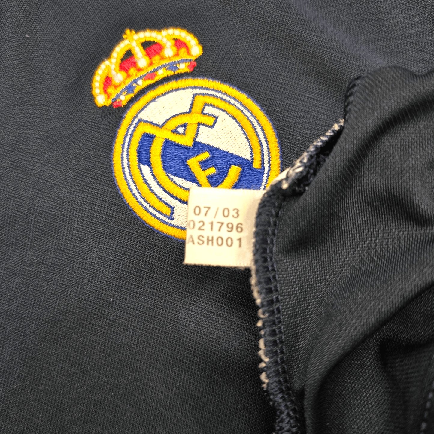 2003/04 Real Madrid Away Football Shirt (S) Adidas #5 Zidane