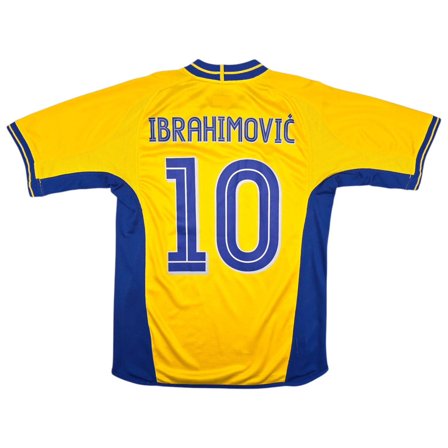 2003/04 Sweden Home Football Shirt (S) Umbro #10 Ibrahimovic