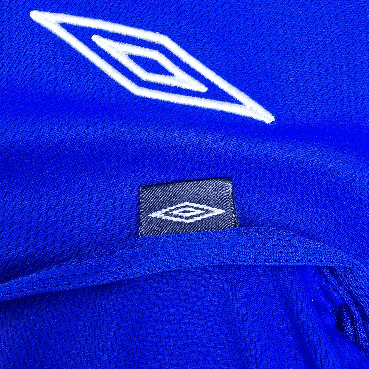 2003/05 Chelsea Home Football Shirt (M) Umbro #21 Crespo
