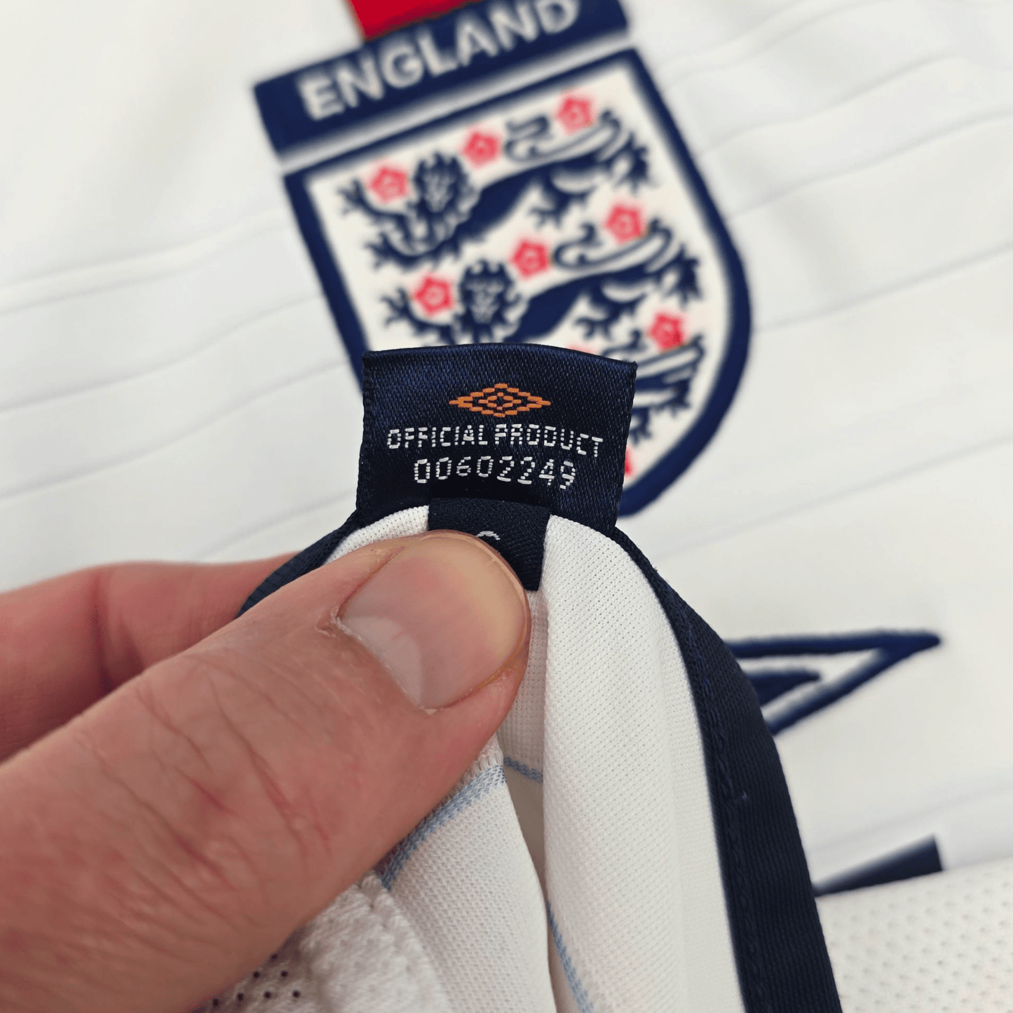 2003/05 England Home Football Shirt (S) Umbro #5 Ferdinand