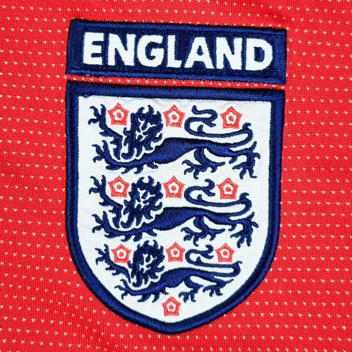 2004 England Away Football Shirt (XL) Umbro