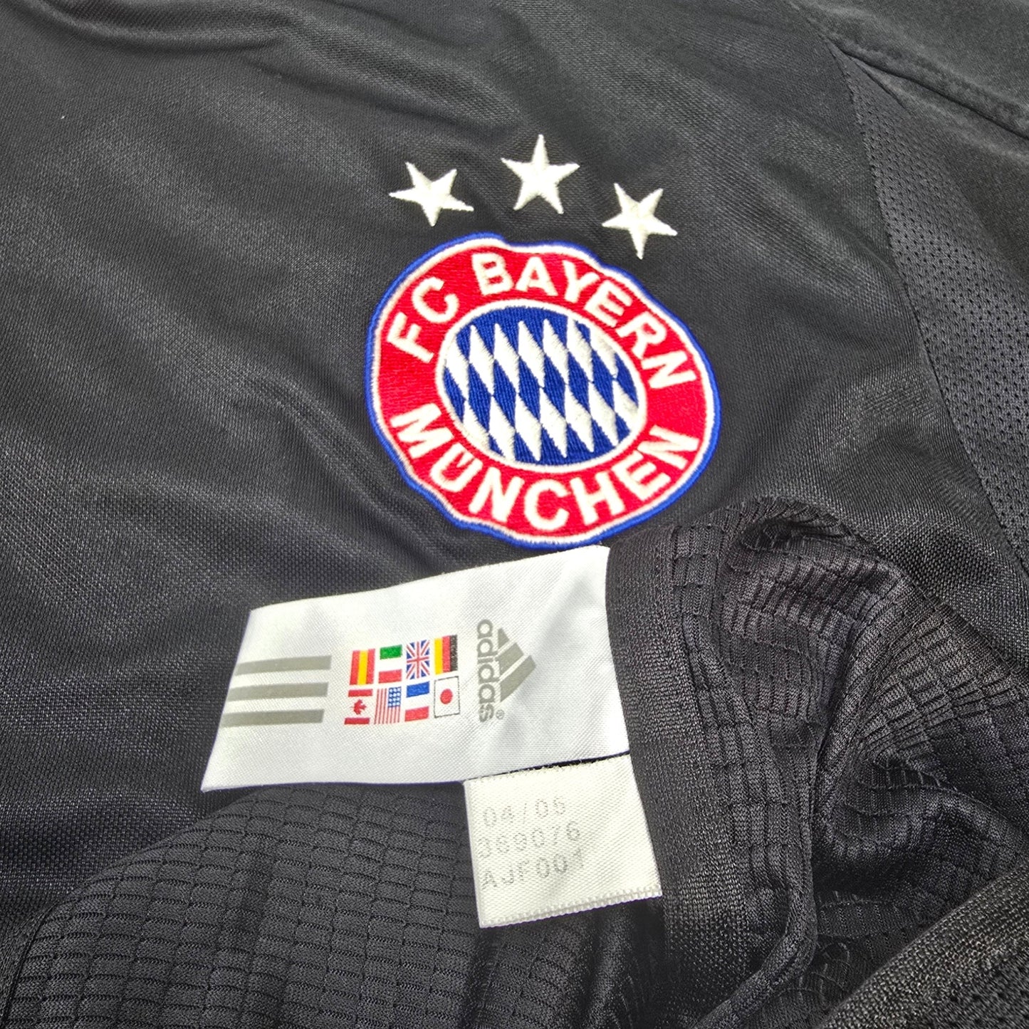 2004/05 Bayern Munich Away Football Shirt (XL) Adidas (European | Player Version)