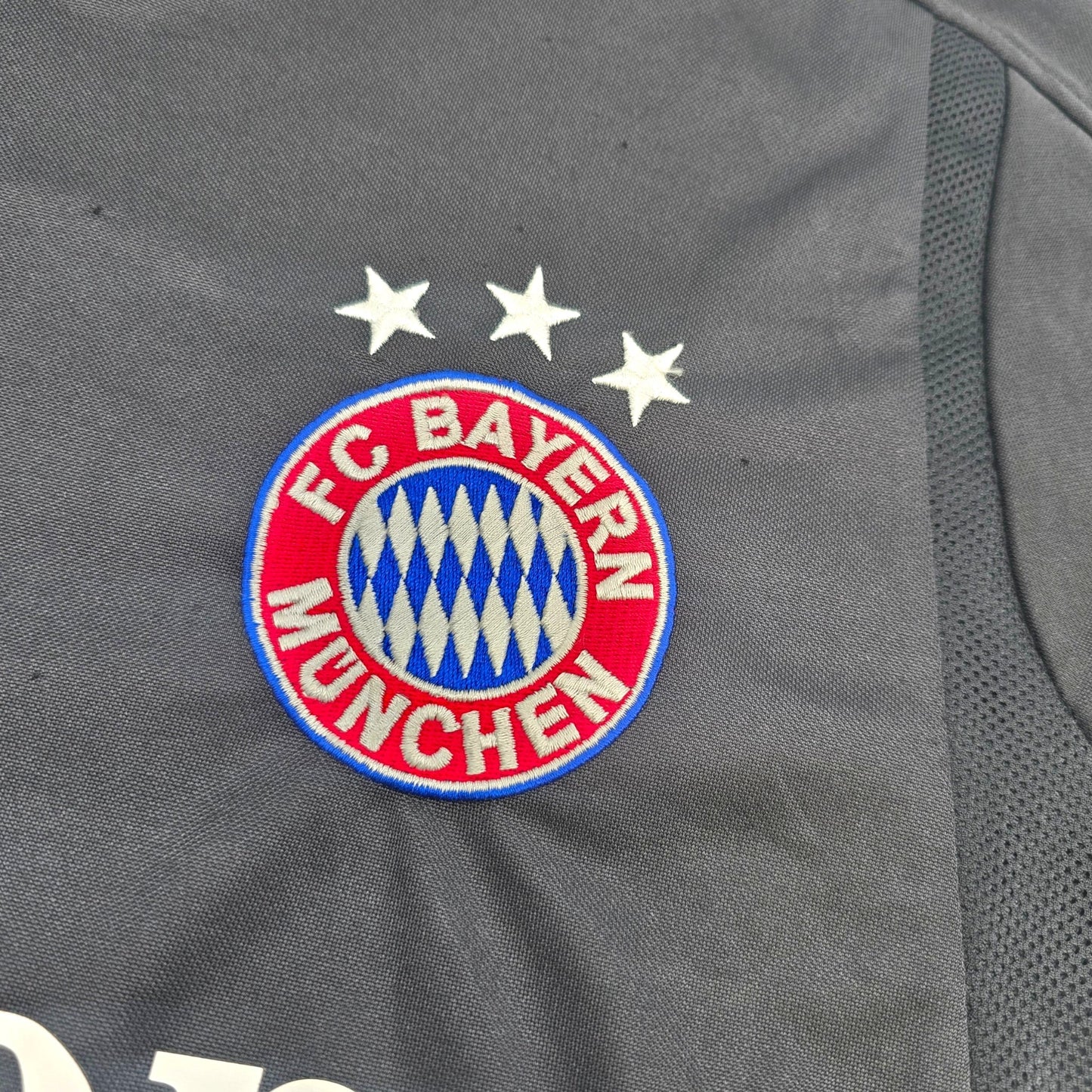 2004/05 Bayern Munich European Football Shirt (S) Adidas #14 Pizarro