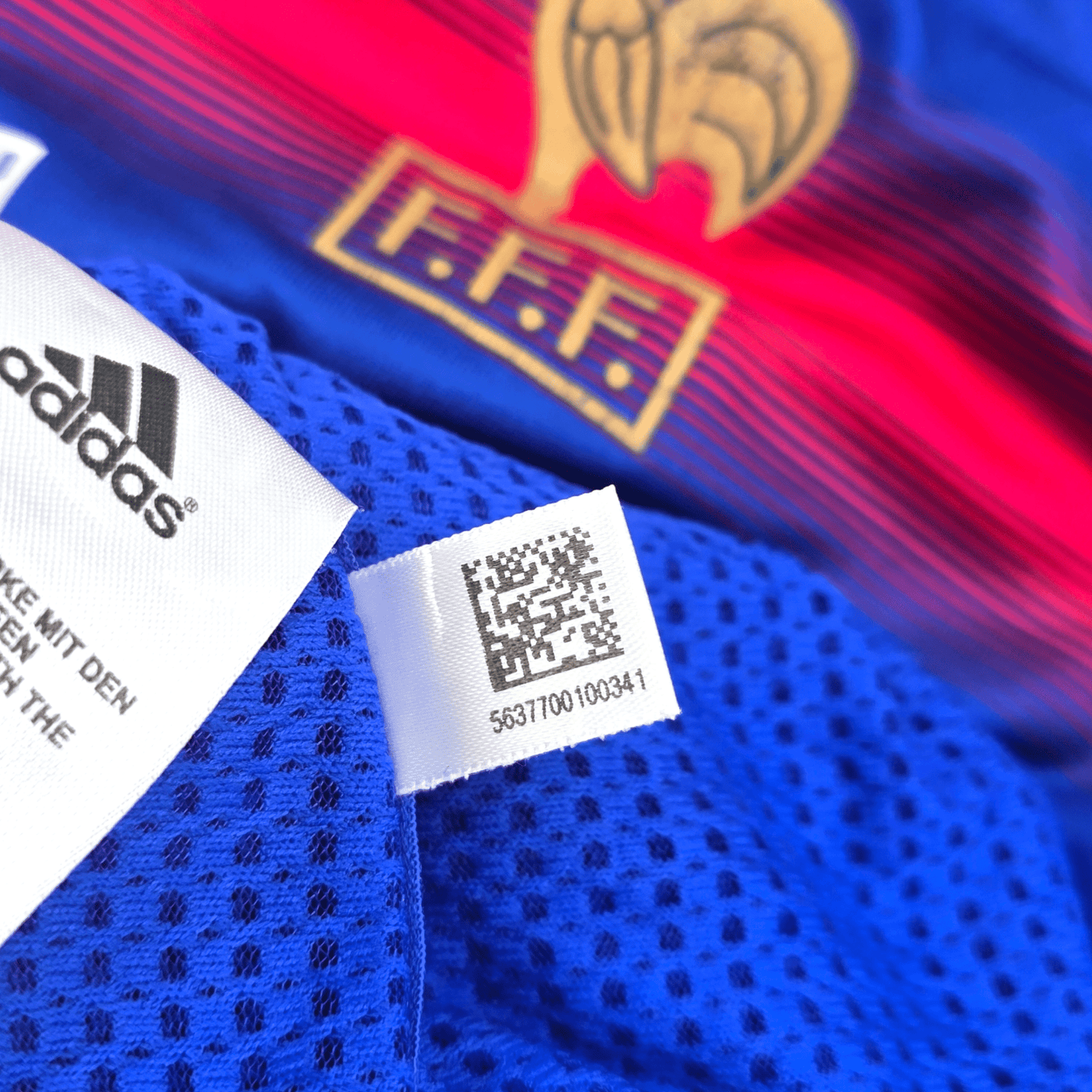 2004/05 France  Home Football Shirt (M) Adidas #6 Makelele (Player Version)