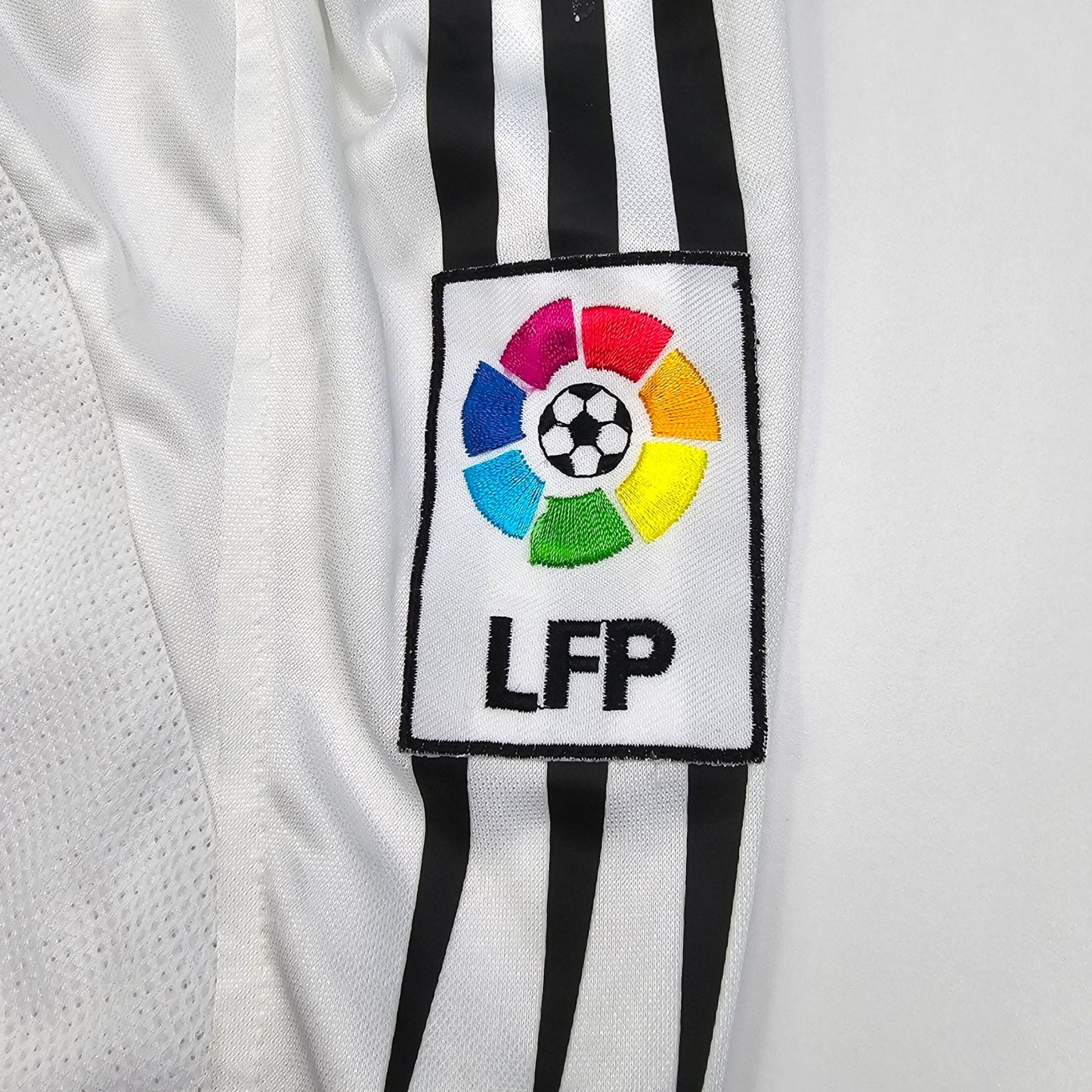 2004/05 Real Madrid Home Football Shirt (S) Adidas #10 Figo