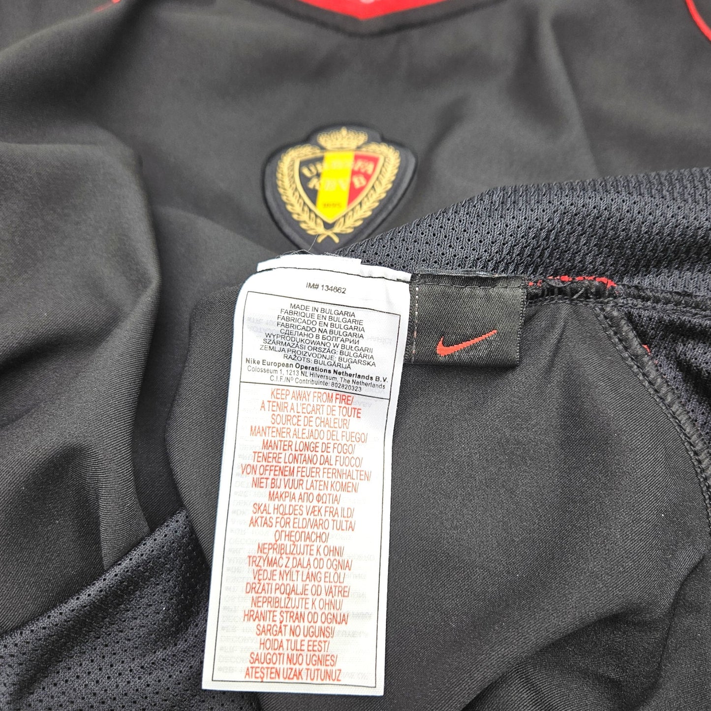 2004/06 Belgium Away Football Shirt (XL) Nike