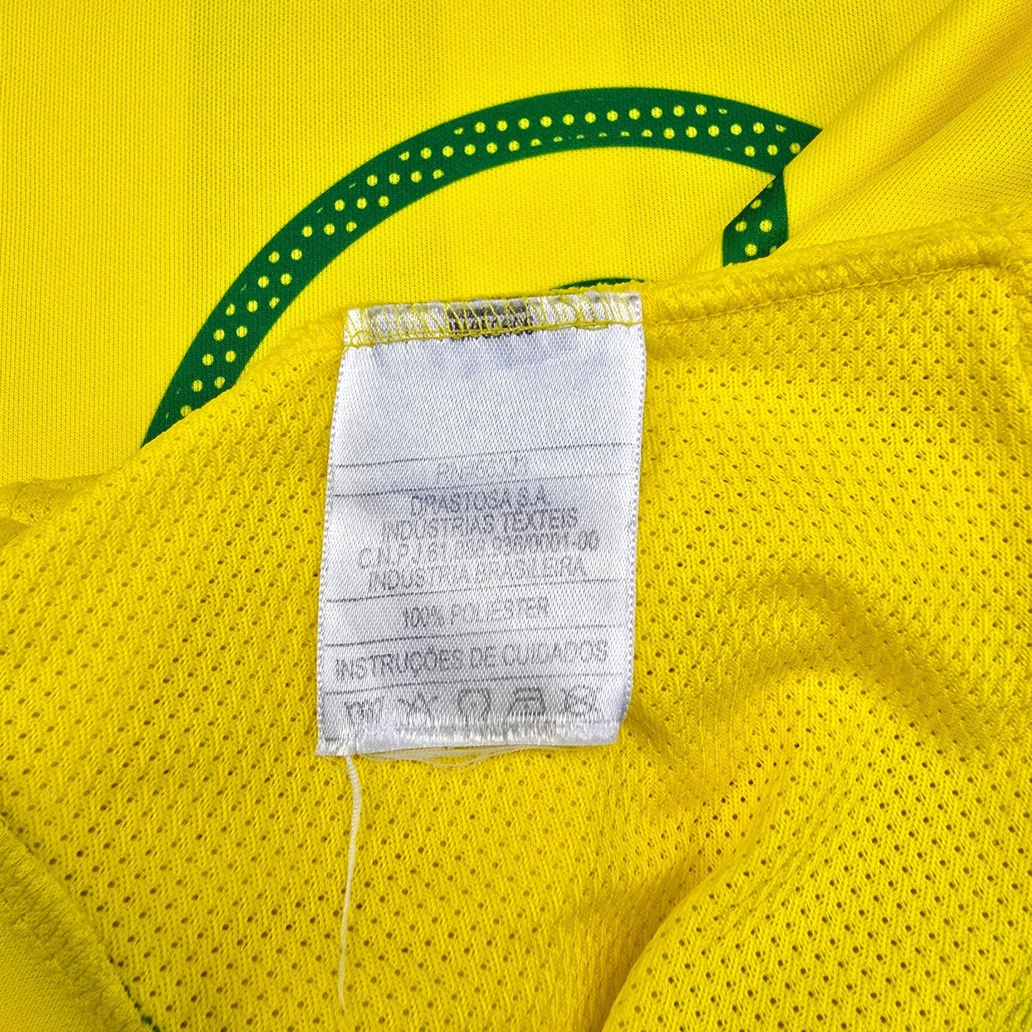 2004/06 Brazil Home Football Shirt (S) Nike #9 Ronaldo
