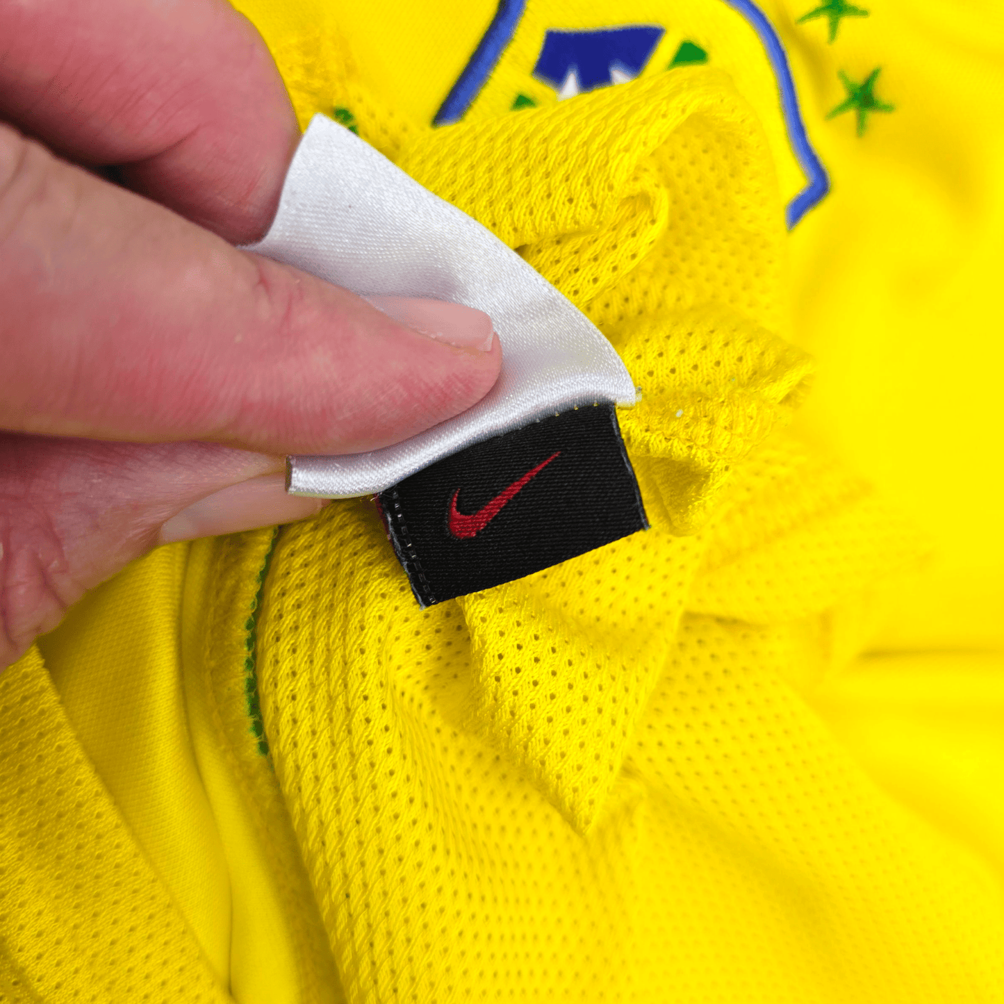 2004/06 Brazil Home Football Shirt (S) Nike #9 Ronaldo