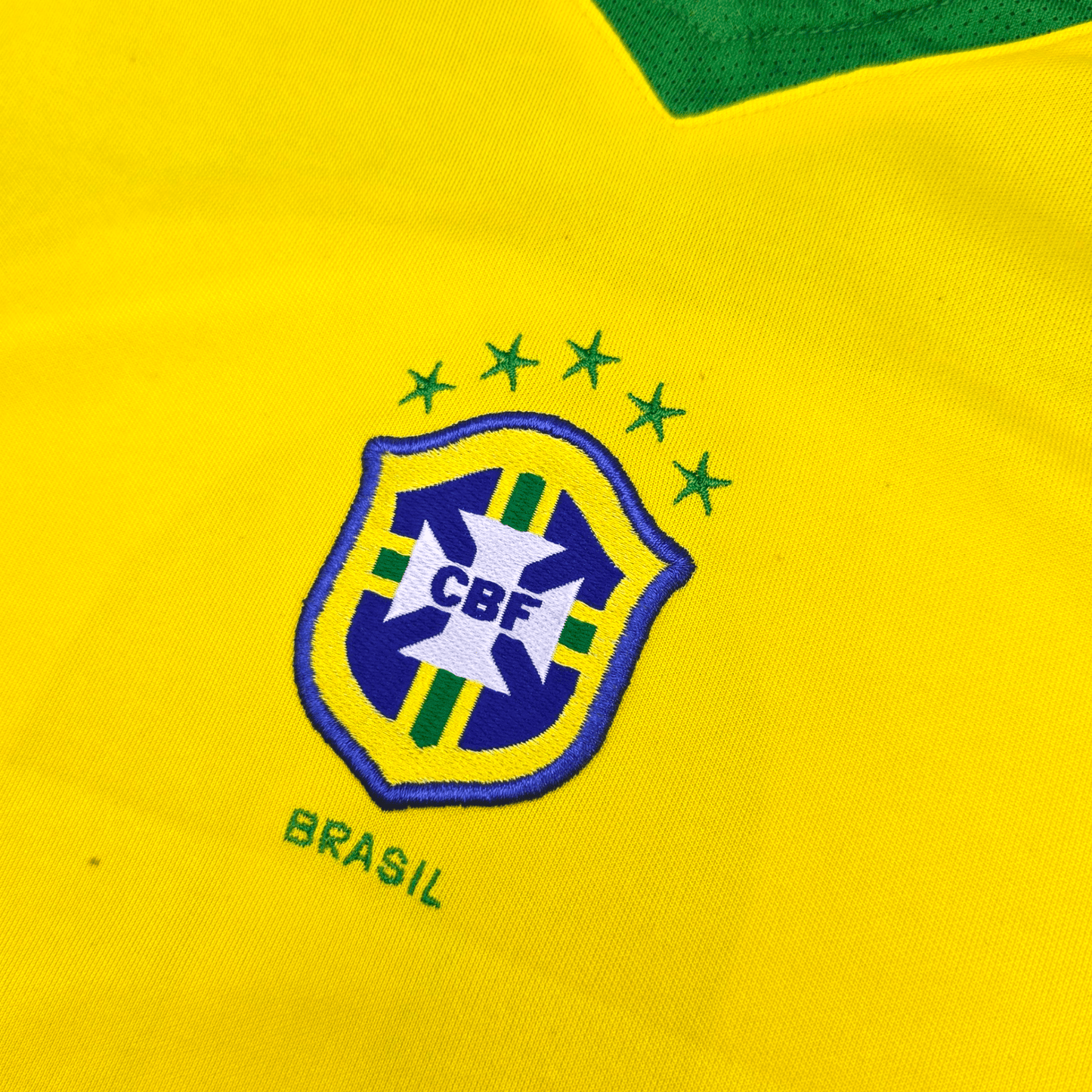 2004/06 Brazil Home Football Shirt (S) Nike #9 Ronaldo