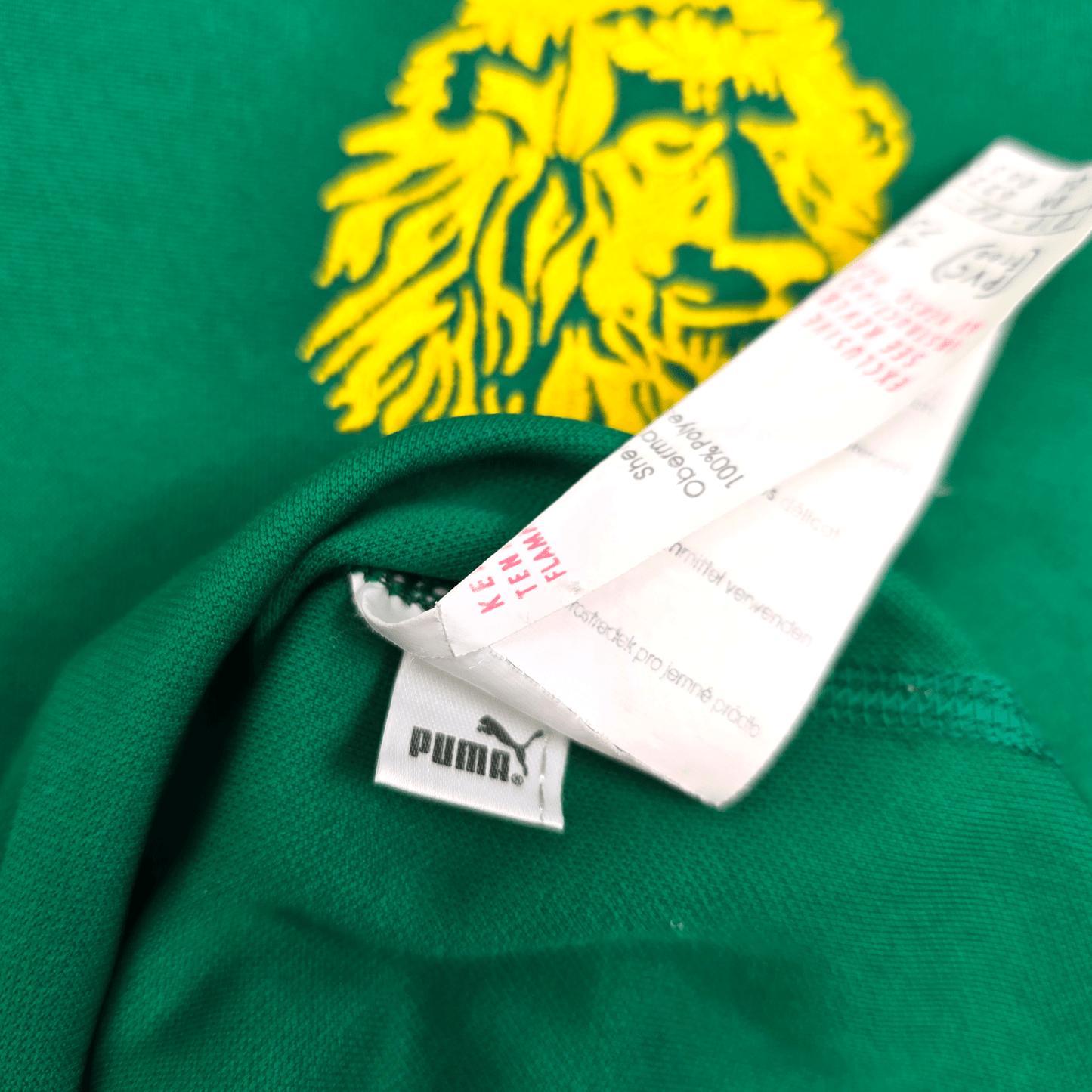 2004/06 Cameroon Home Football Shirt (L) Puma #9 Eto'o