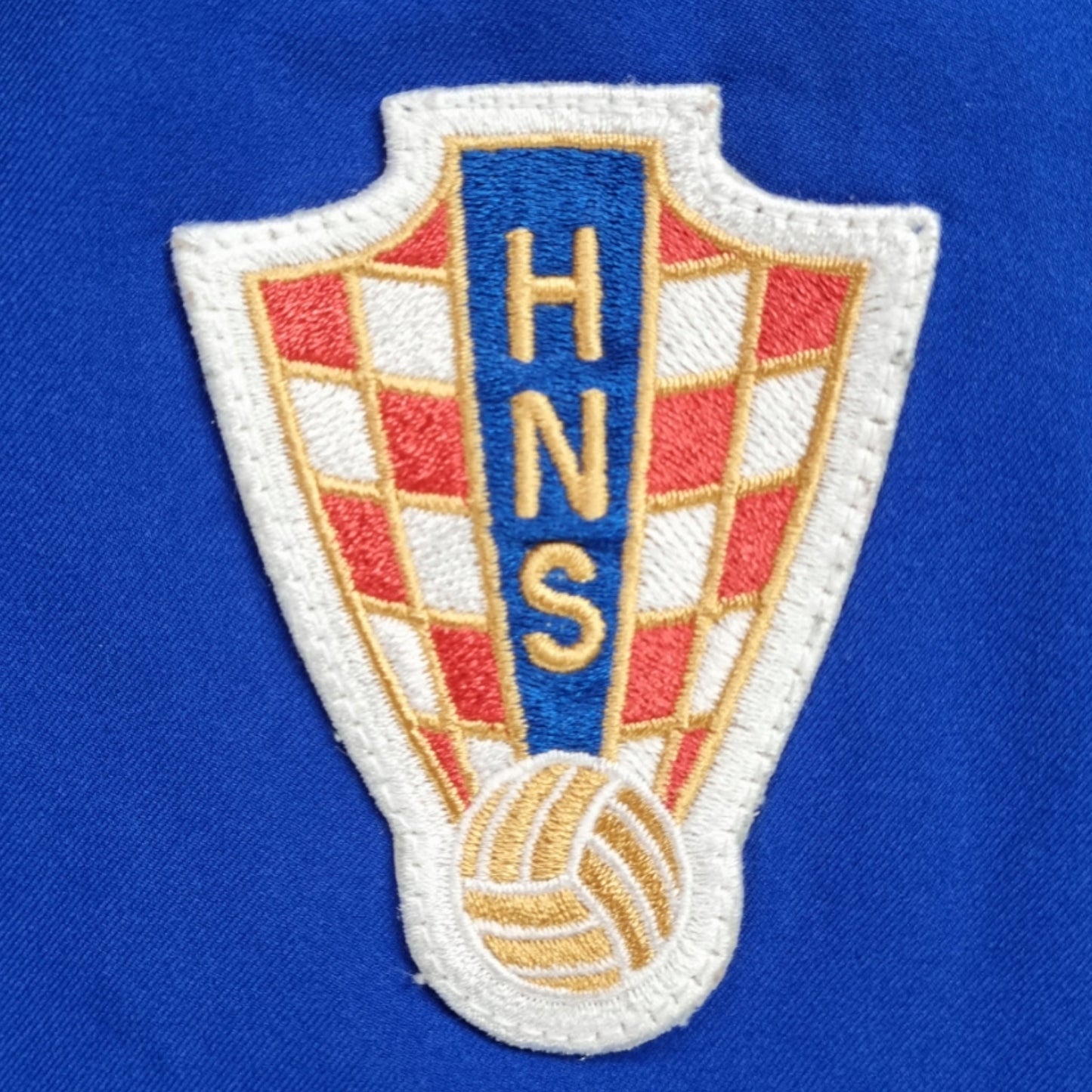 2004/06 Croatia Away Football Shirt (M) Nike