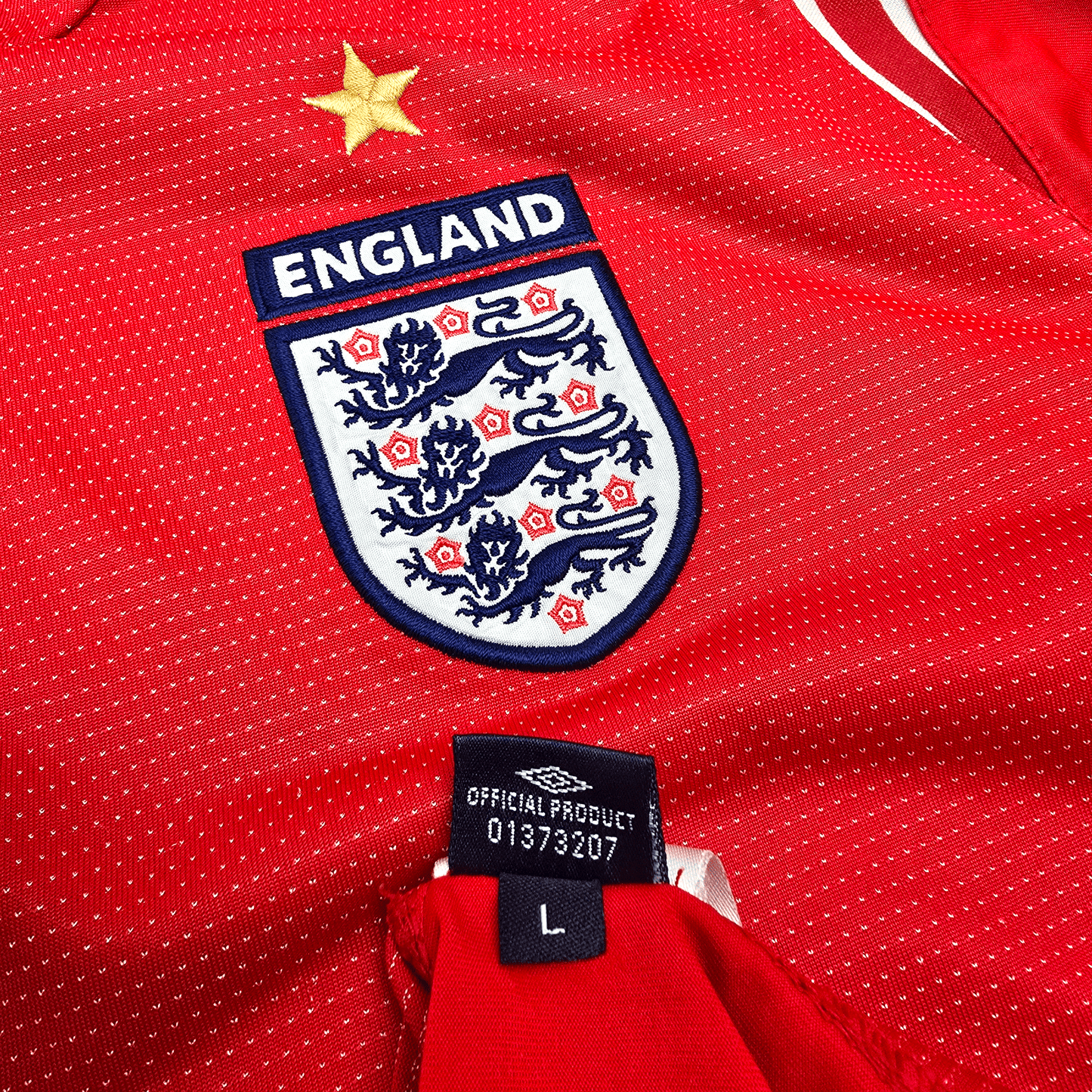 2004/06 England Away Football Shirt (L) Umbro