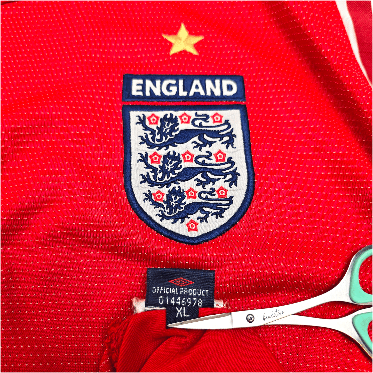 2004/06 England Away Football Shirt (XL) Umbro #7 Beckham
