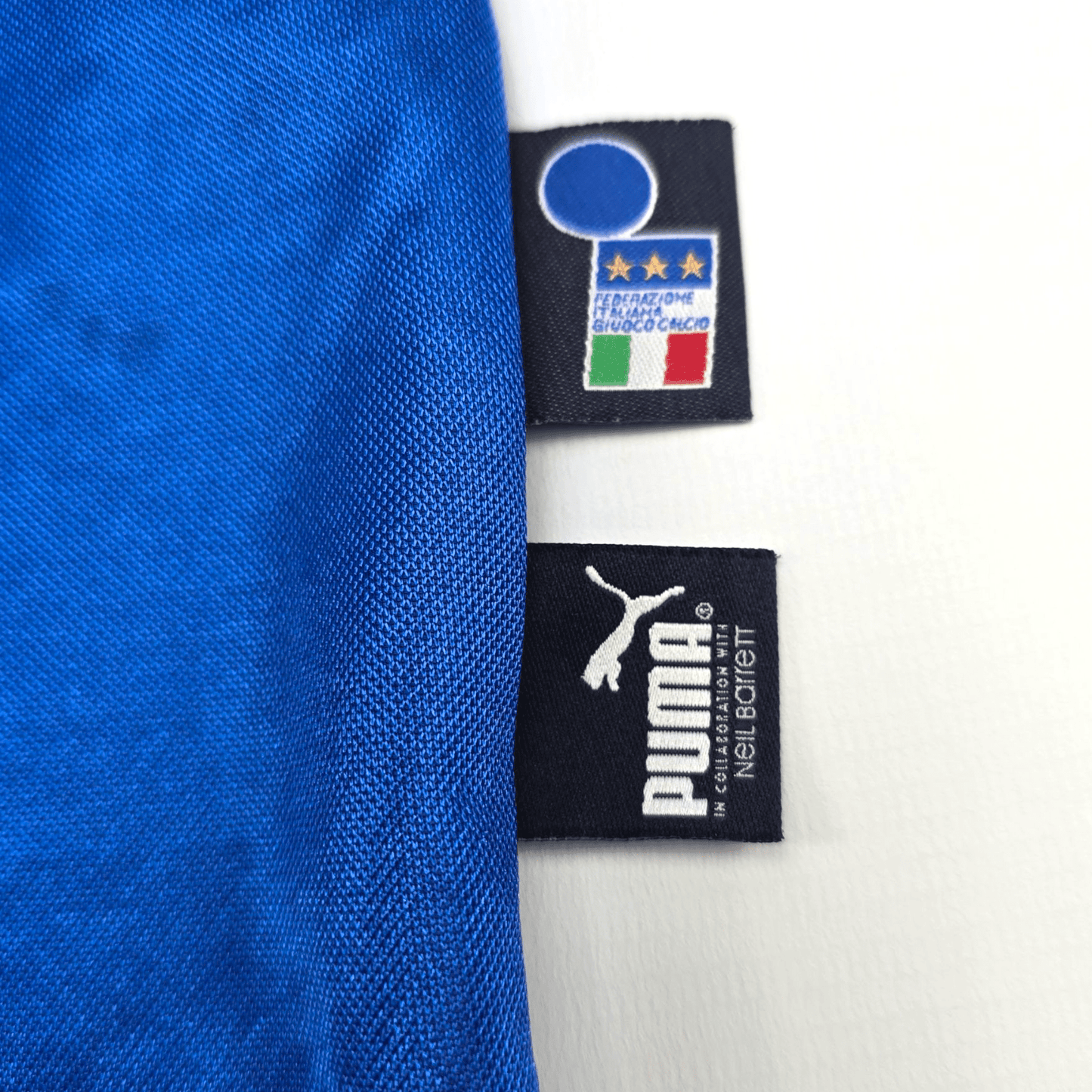 2004/06 Italy Home Football Shirt (M) Puma #5 Cannavaro